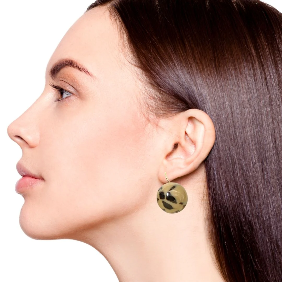Black Patterned Brown Bead Earrings - Image 5