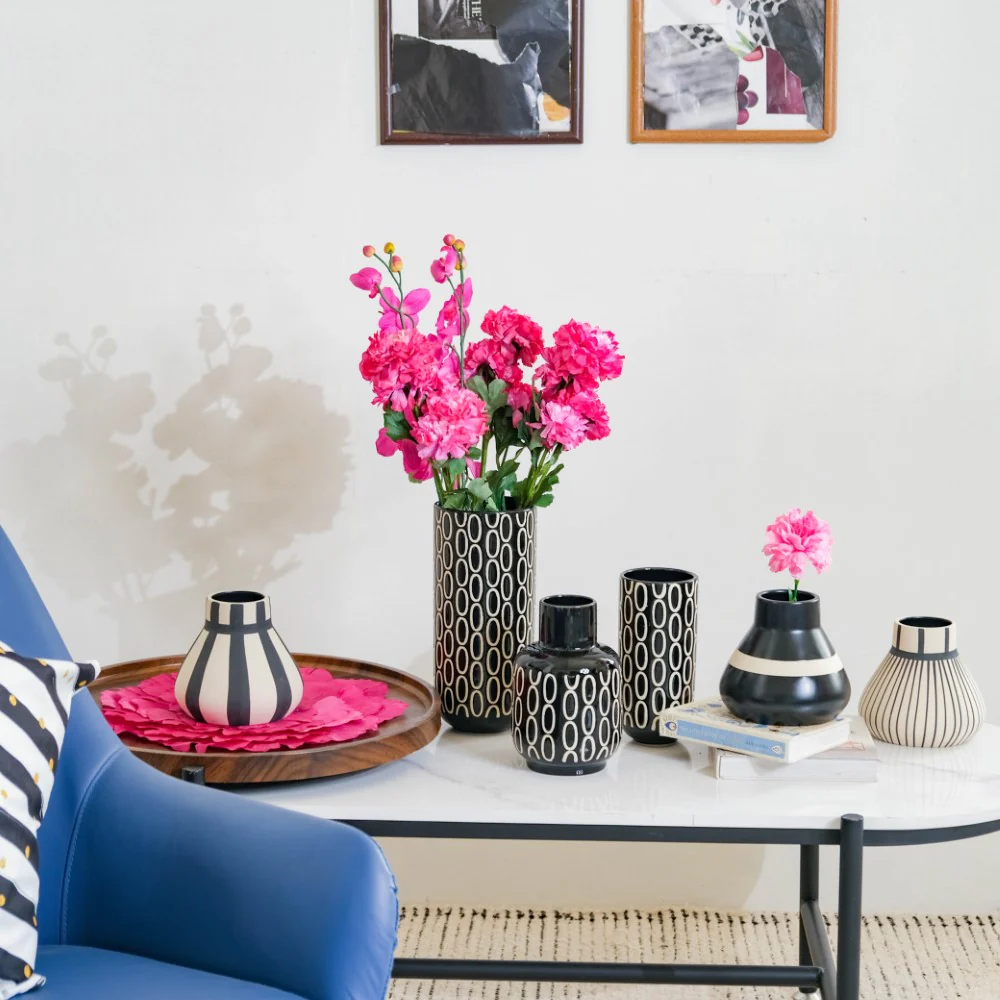 Black Room Decor Vase - Image 2
