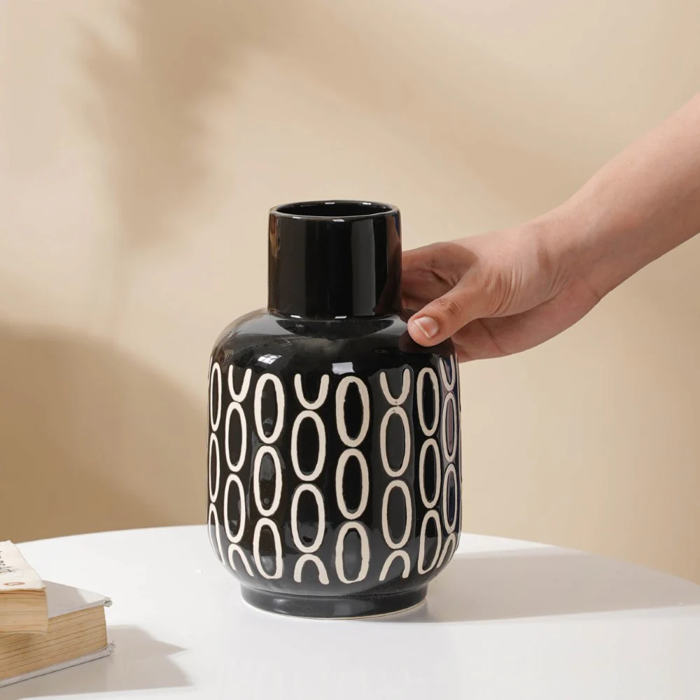 Black Room Decor Vase - Image 3
