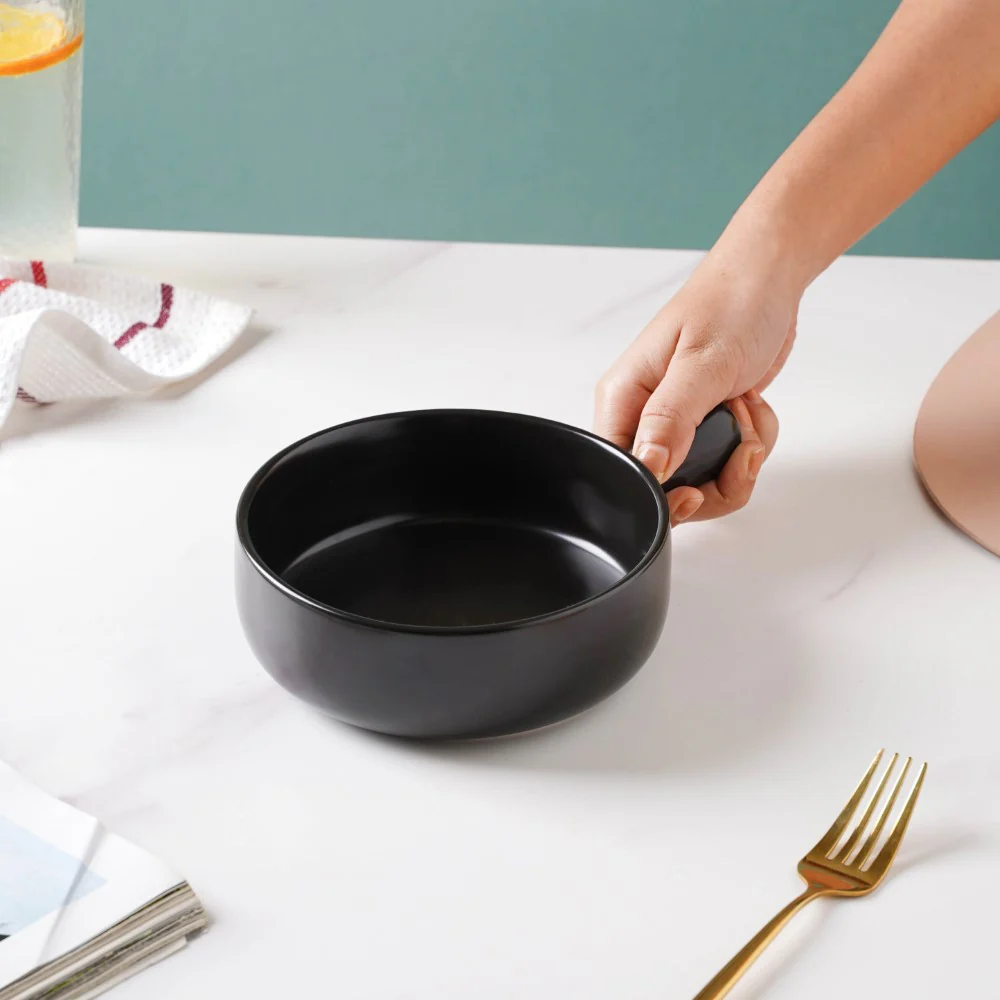 Black Sesame Baking Pan With Handle - Image 2