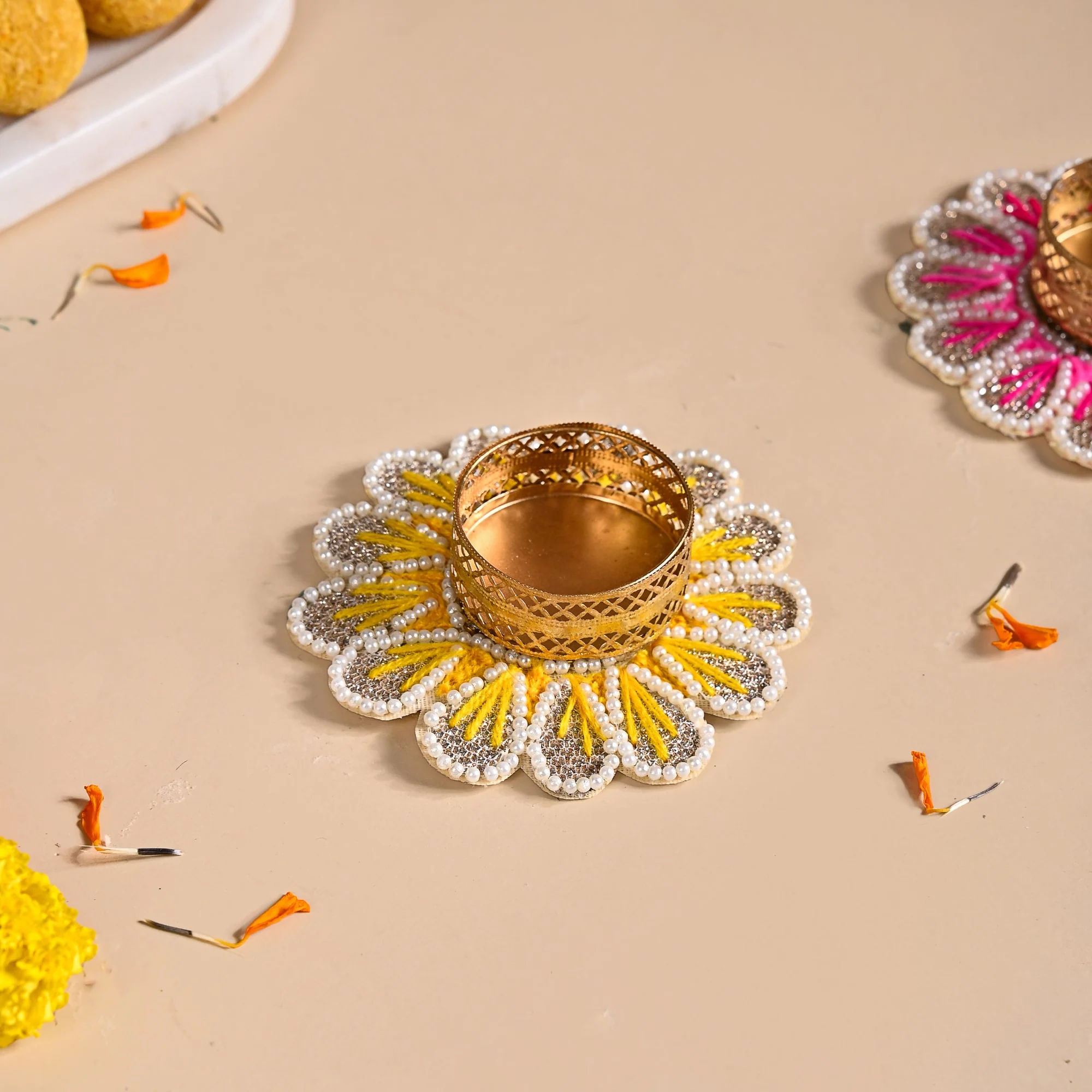 Blossom Tea Light Holder With Pearl Embellishment Set Of 6 - Image 9