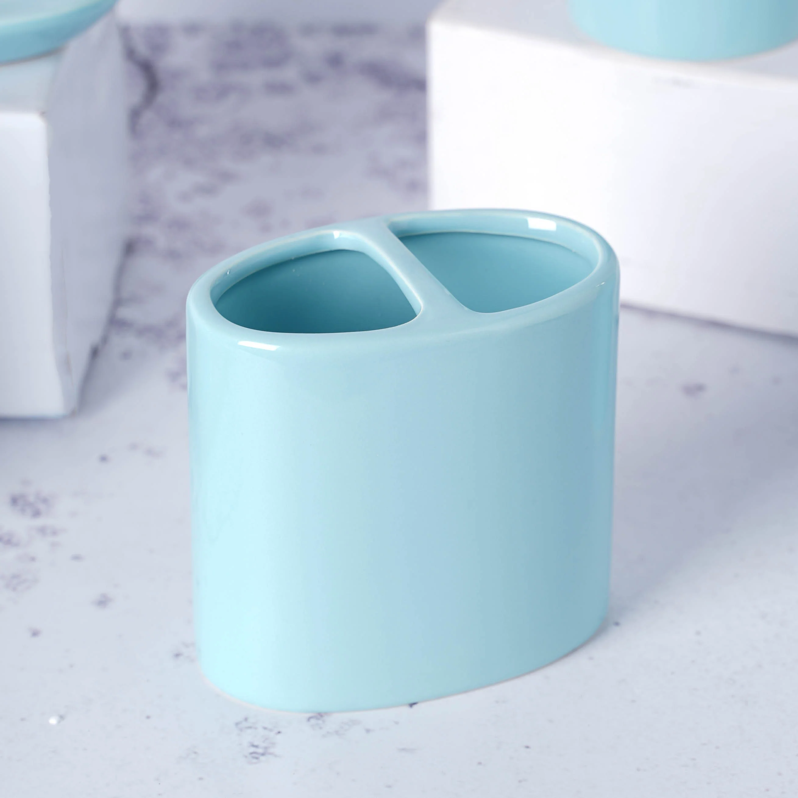 Blue Bathroom Set - Image 6