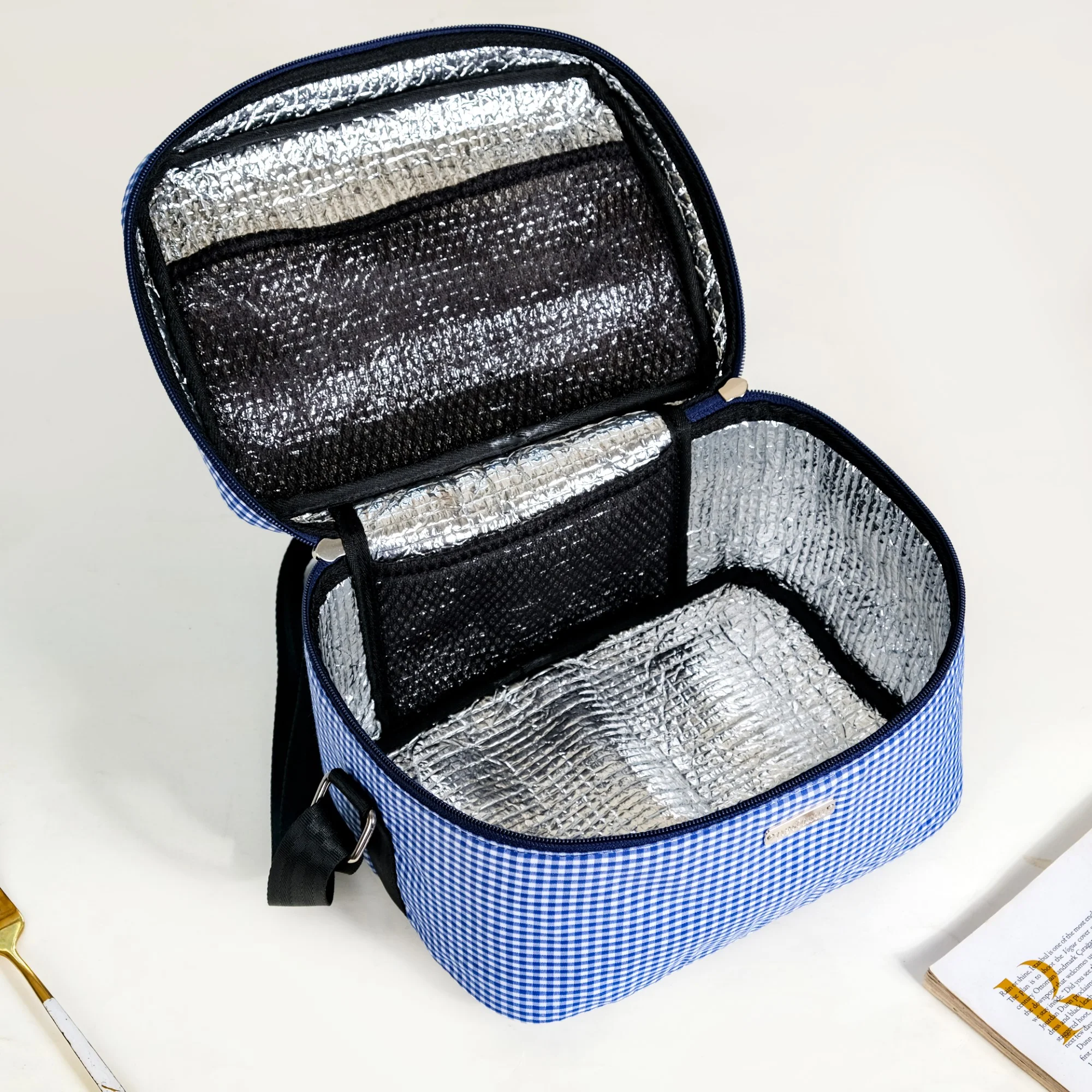 Blue Checkered Insulated Lunch Bag - Image 8