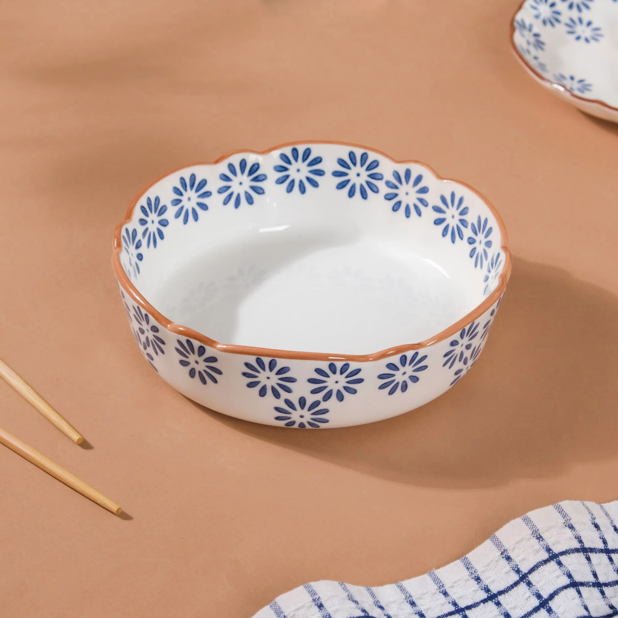Blue Daisy Serving Bowl 7 Inch - Image 8