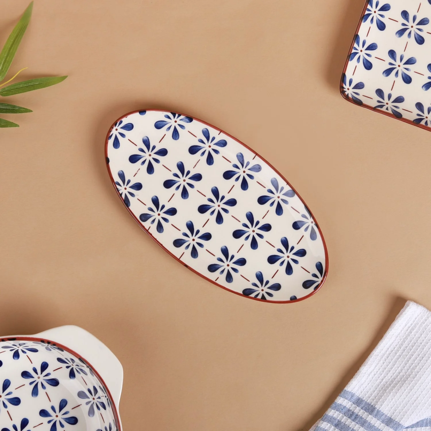 Blue Flower Ceramic 22 Piece Dinner Set For 6 - Image 11