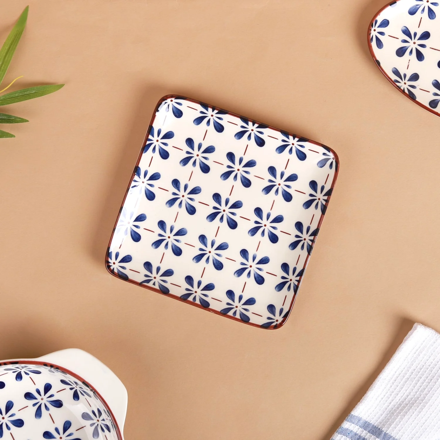 Blue Flower Ceramic 22 Piece Dinner Set For 6 - Image 13