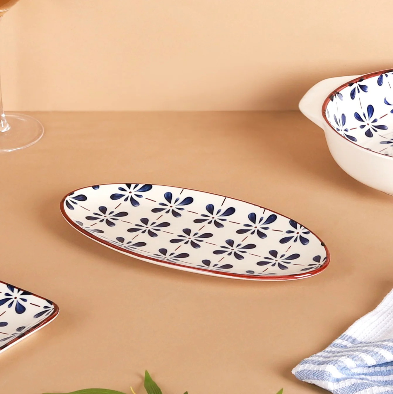 Blue Flower Ceramic 22 Piece Dinner Set For 6 - Image 15