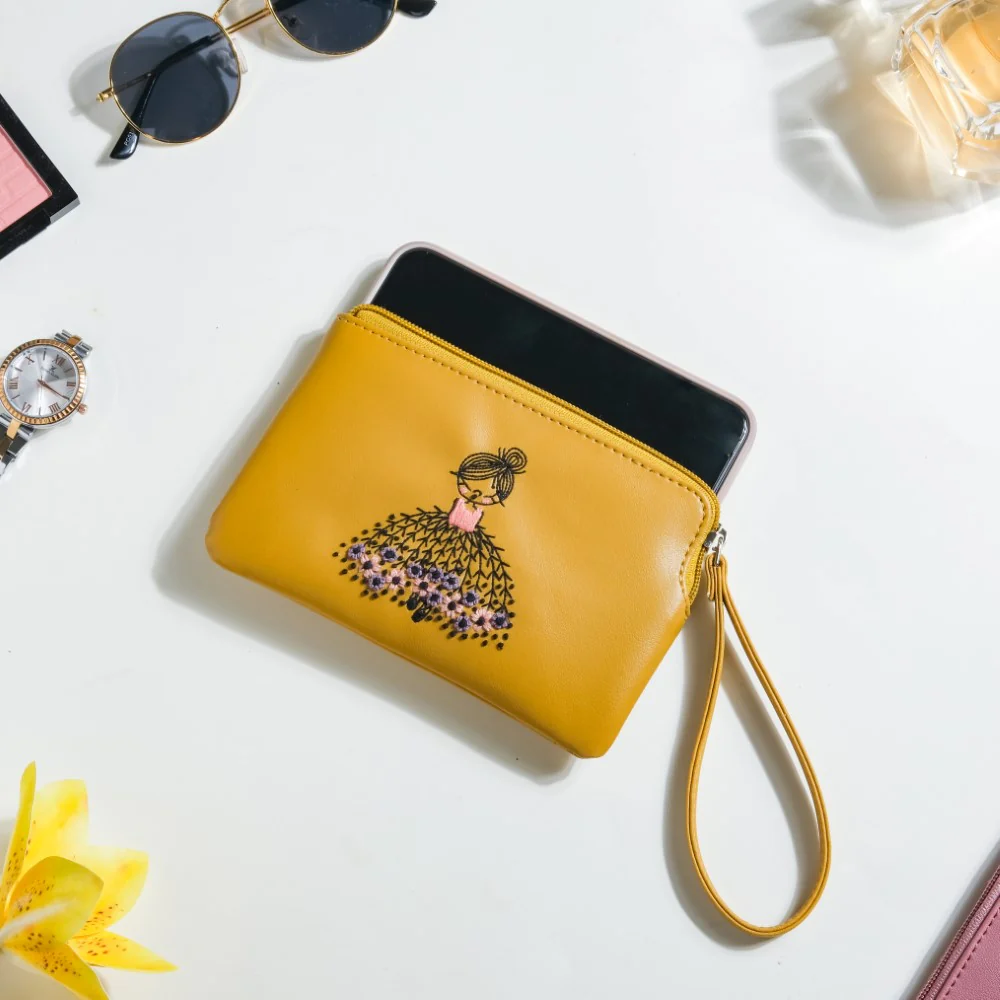 Blushing Ballerina Coin Purse Yellow - Image 4