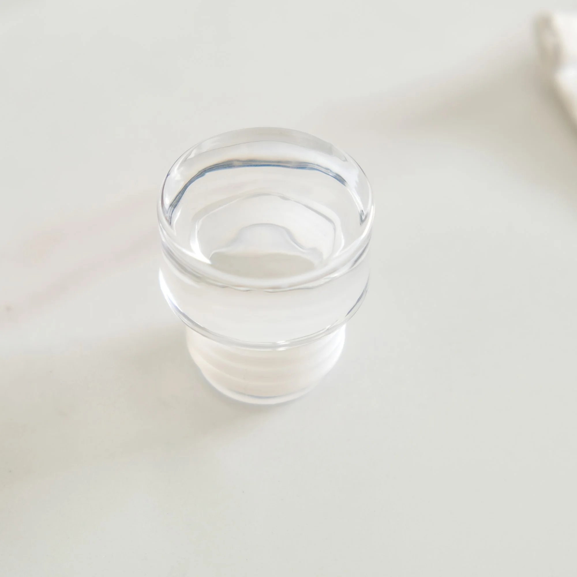 Borosilicate Glass Water Bottle 1050ml - Image 5