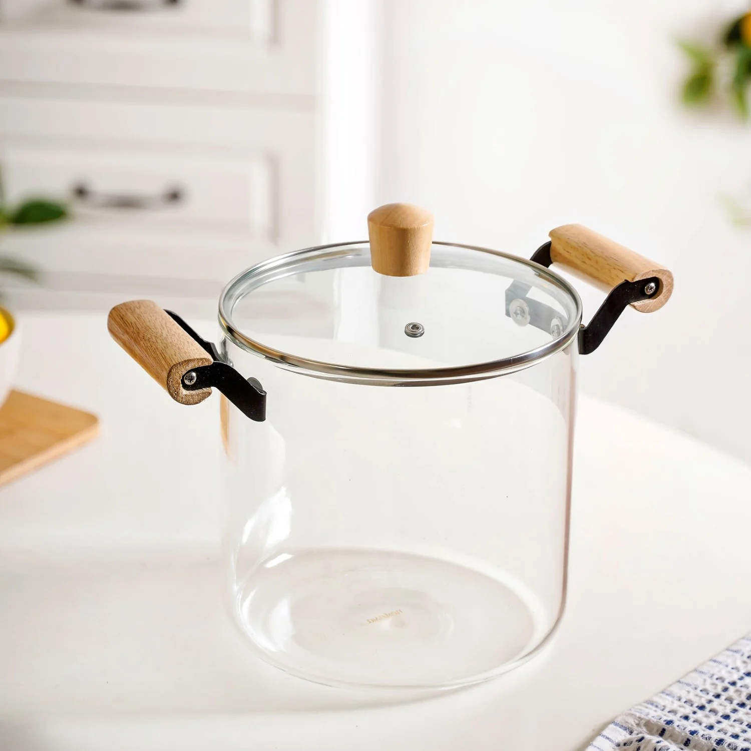 Borosilicate Simmer Pot With Lid And Handle Extra Large 5500ml - Image 8