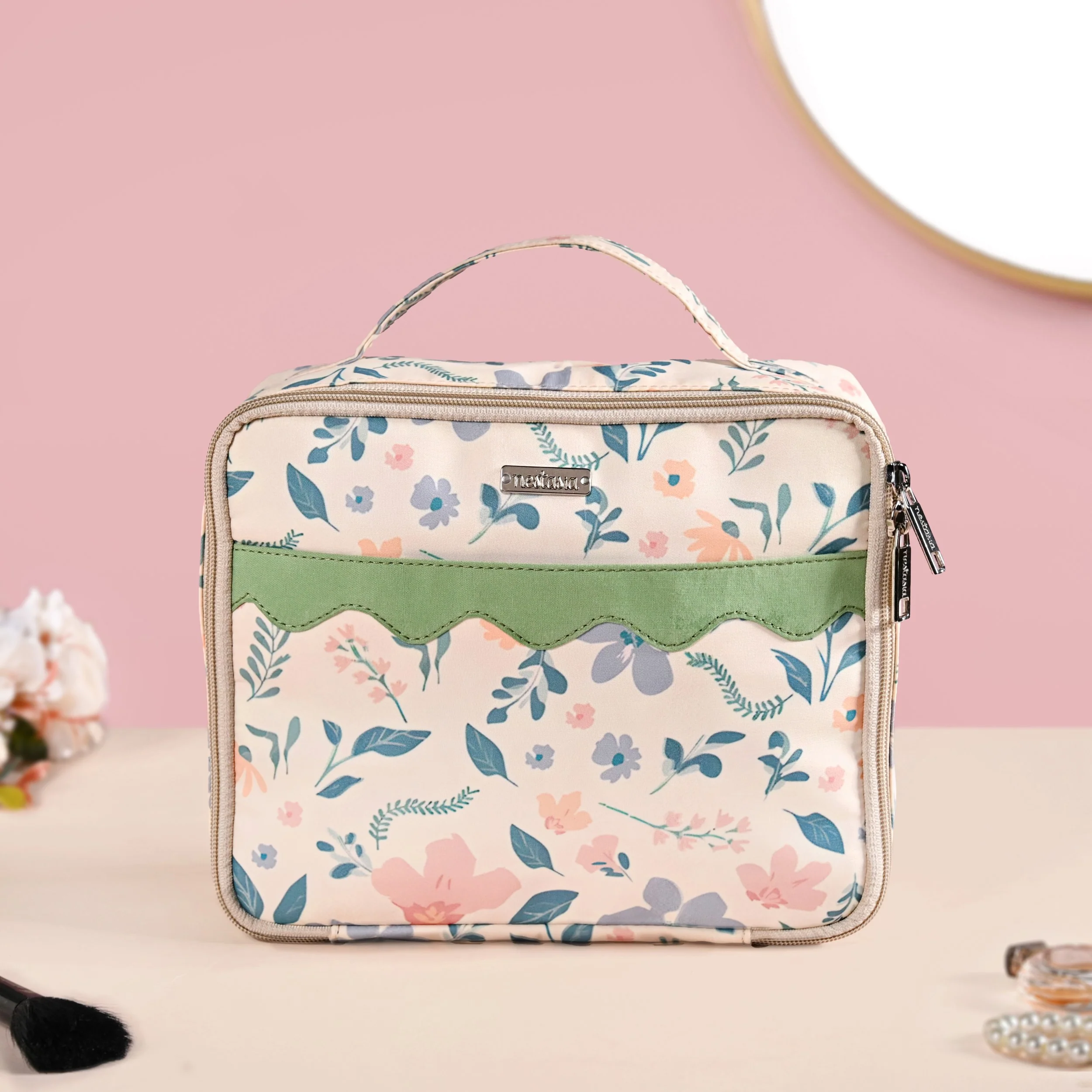 Botanic Travel Organiser And Makeup Bag - Image 8
