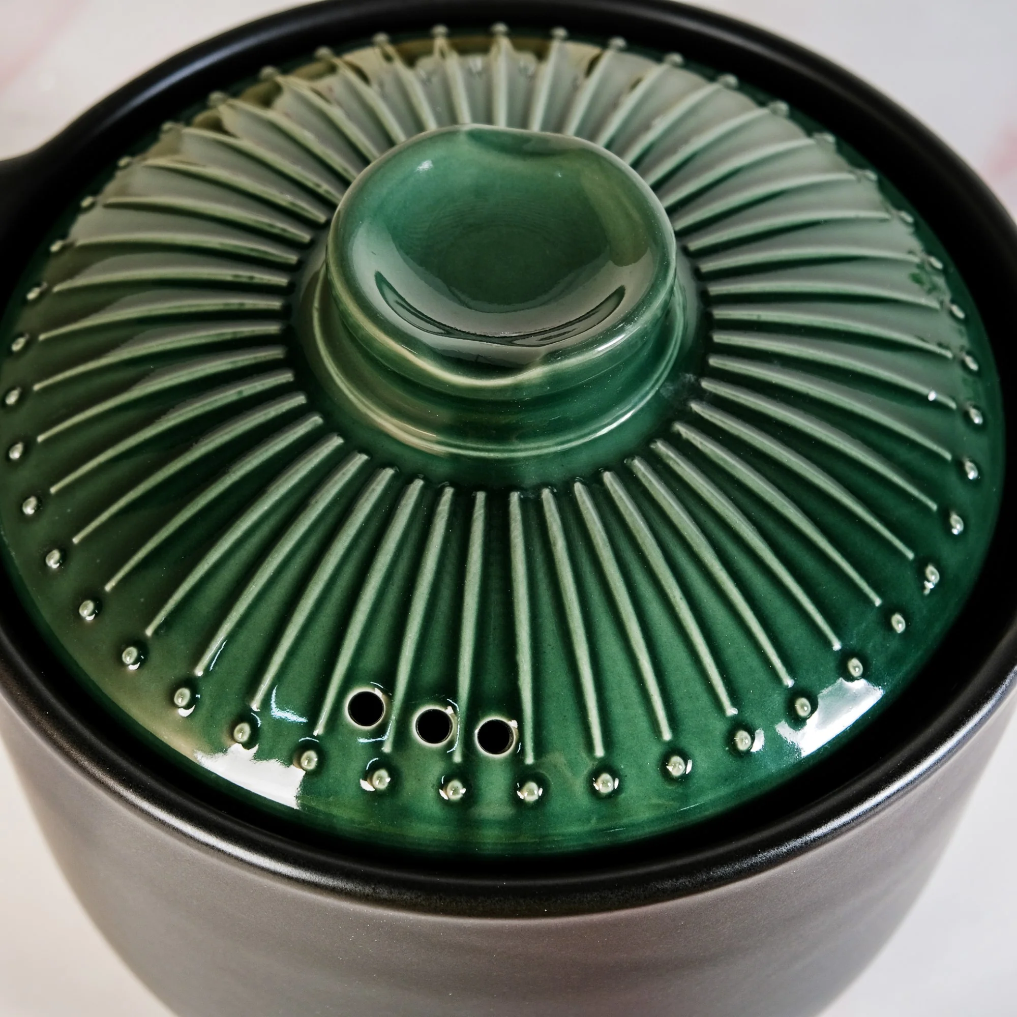 Botanica Ceramic Cooking Pot With Lid Green 5700ml - Image 6
