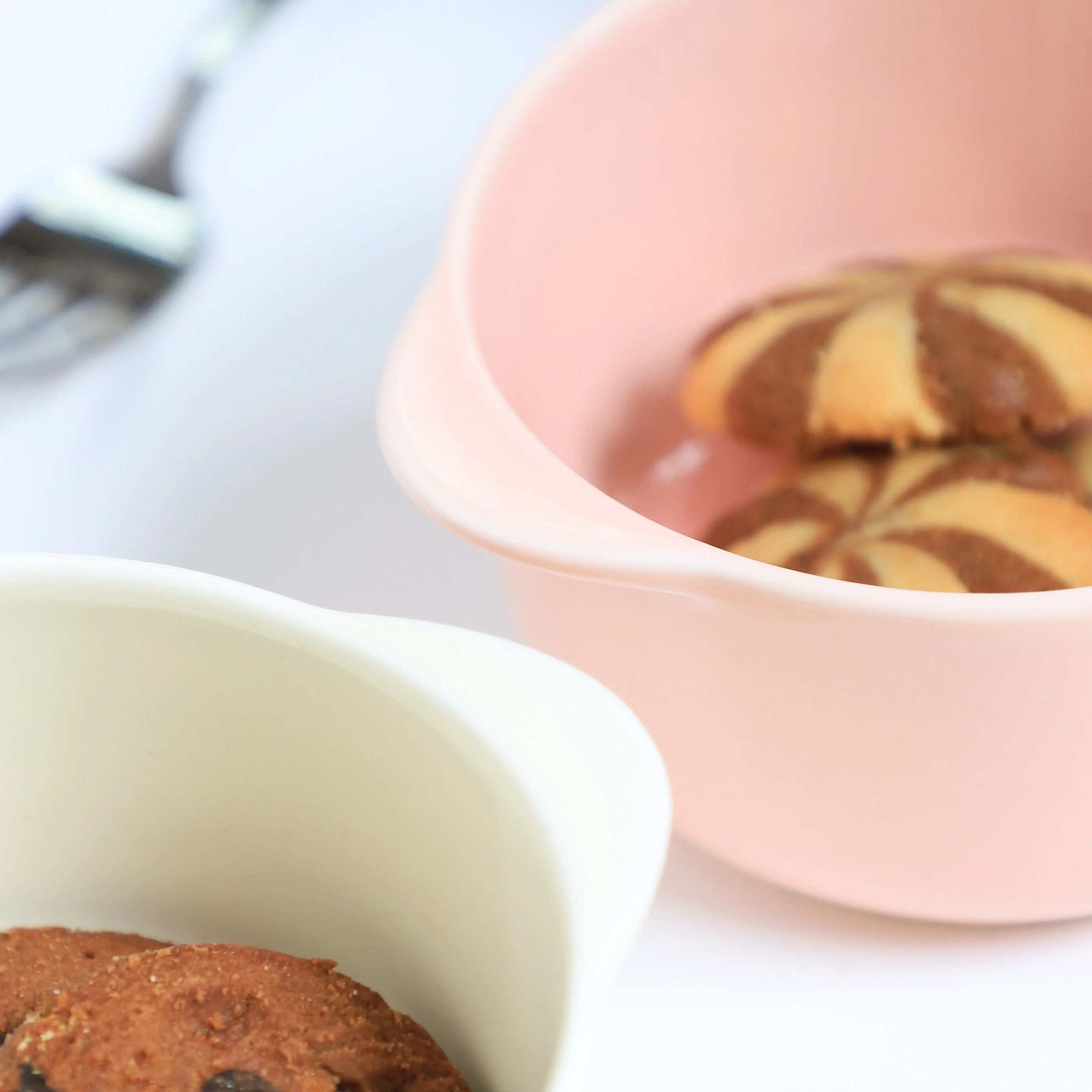 Bowl For Baking Pink Large 650ml - Image 4