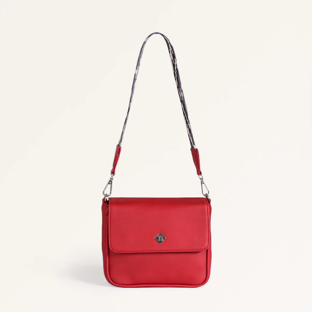 Brio Saucy Sport Shoulder Bag Red - Image 3