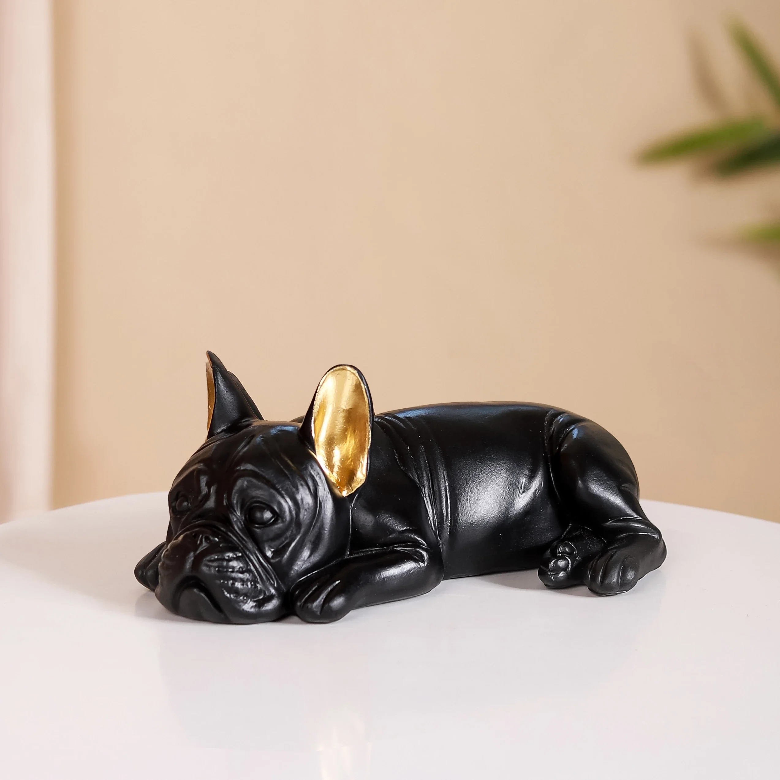 Bulldog Figurine Black