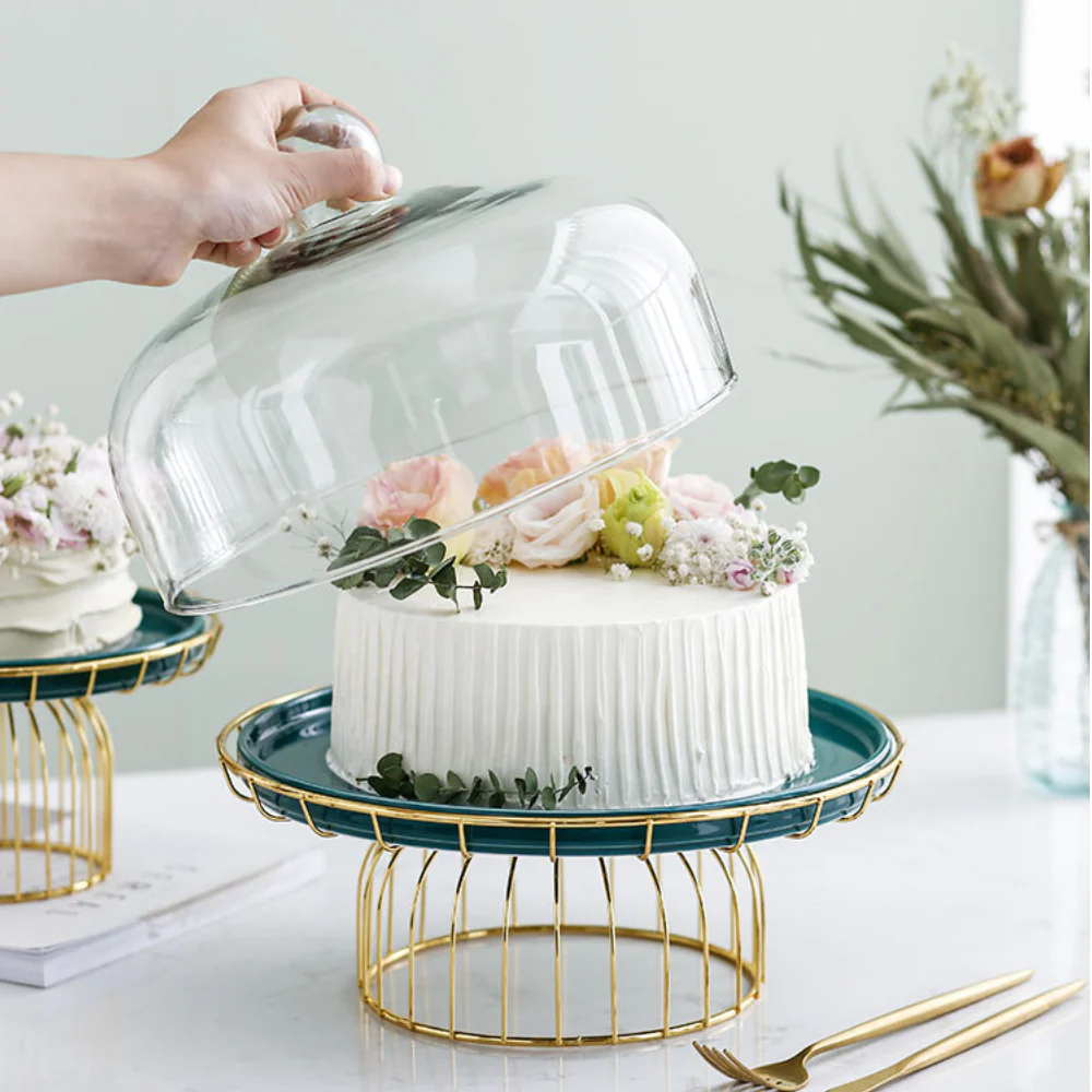 Cake Stand With Lid 8 inch - Image 3