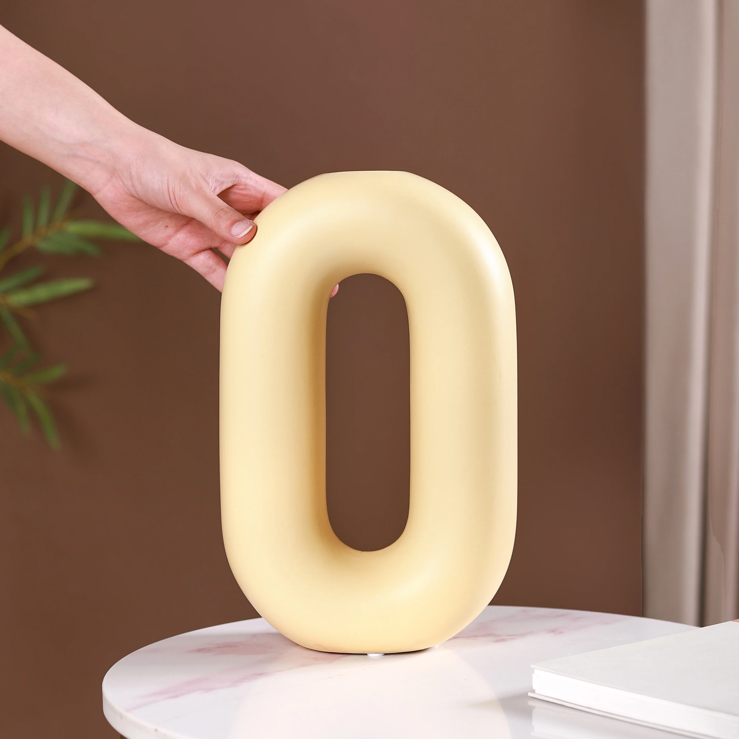 Capsule Donut Vase Pastel Yellow - Image 2
