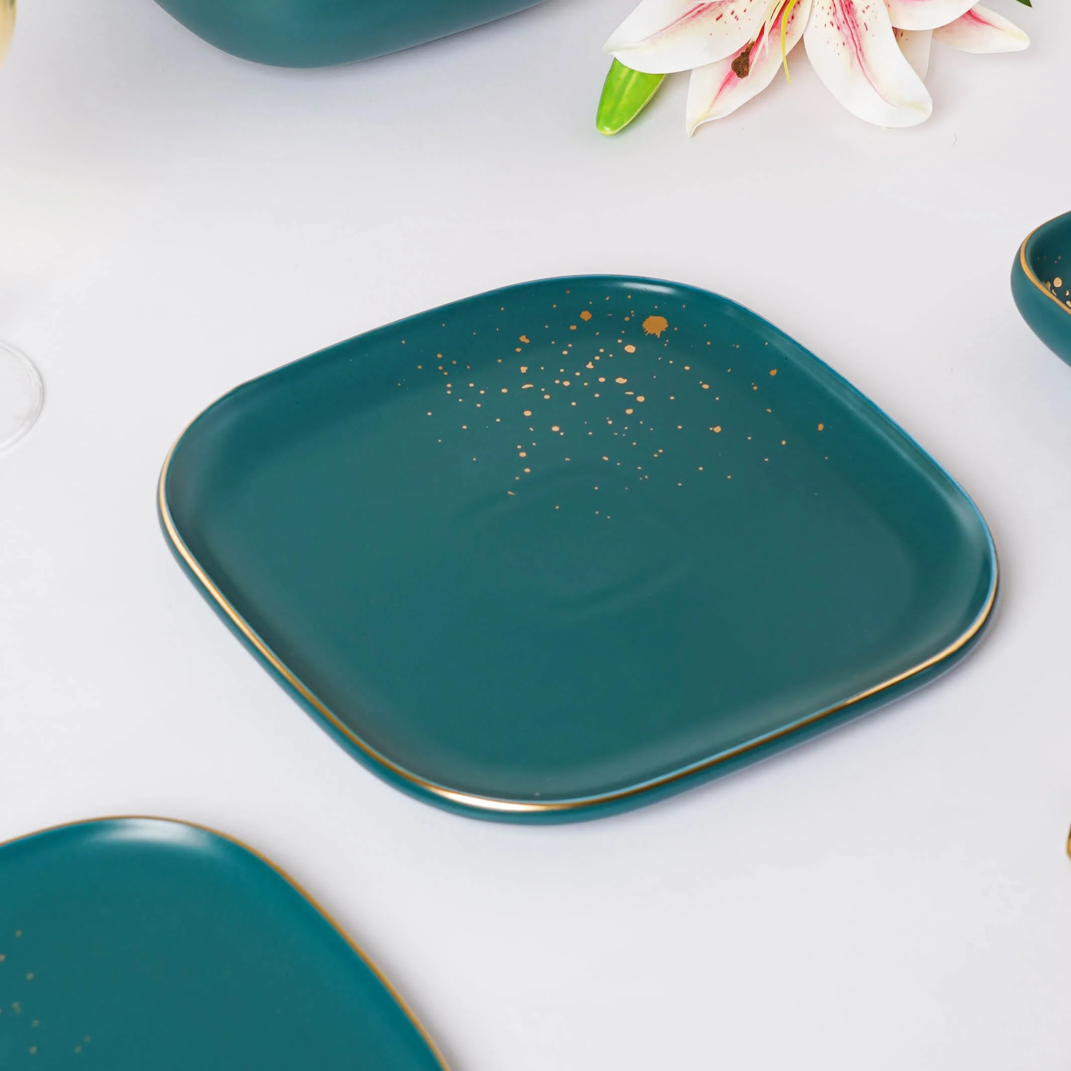 CARA Green 21 Piece Dinnerware Set For 6 - Image 7