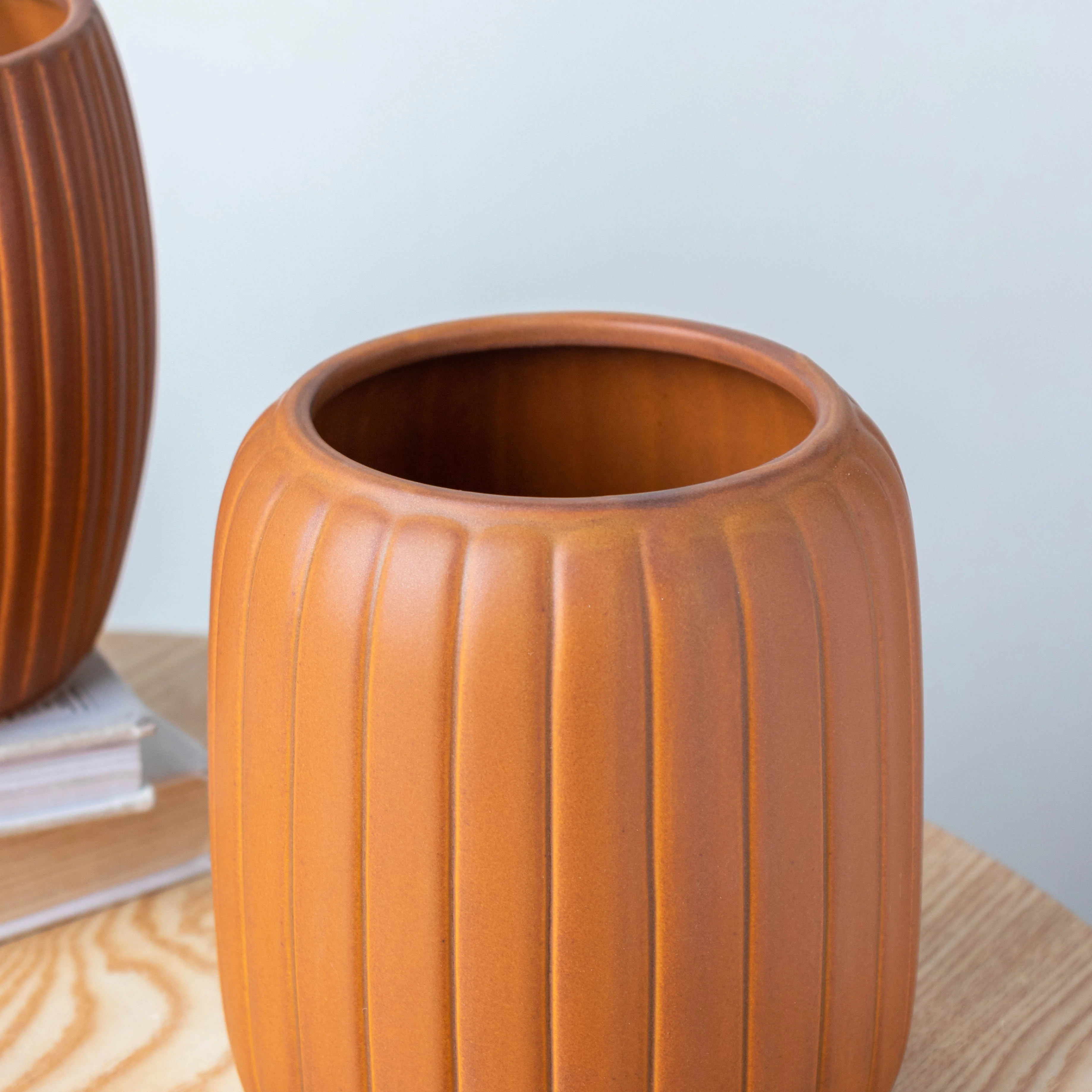 Caramel Brown Vase - Image 4