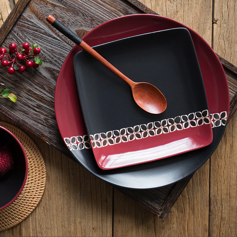 Carmine Red and Black Dinner Plate 11 Inch - Image 9