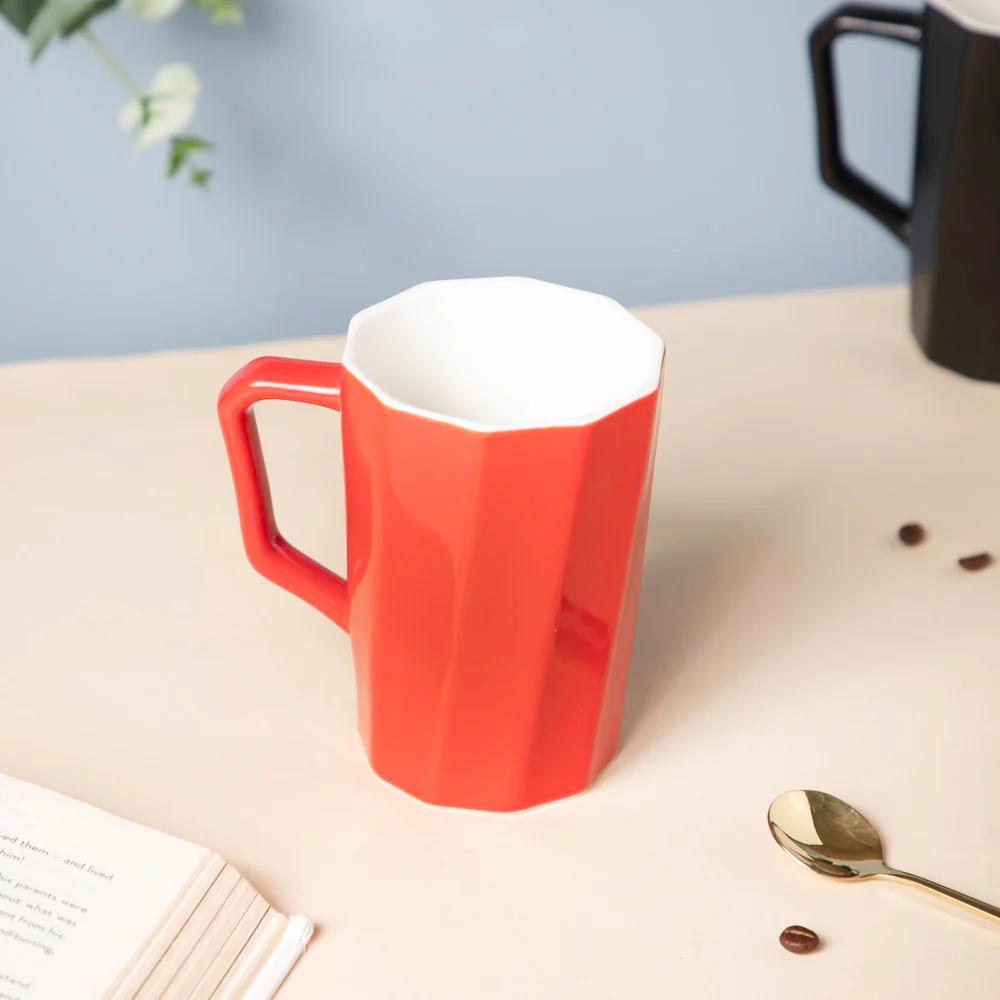 Carmine Red Ribbed Cup 350 ml - Image 4