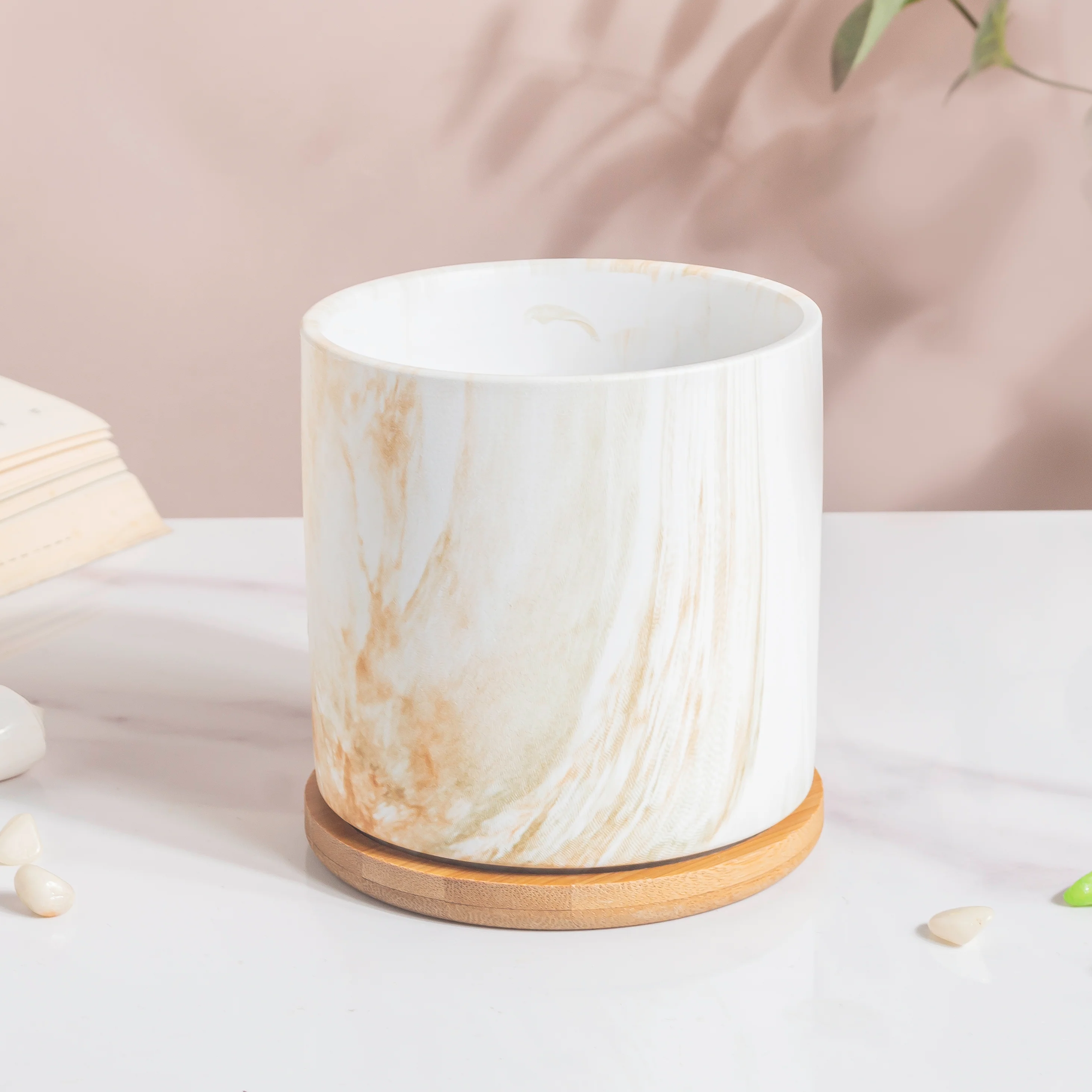 Carrara Brown Splash White Planter With Wooden Coaster