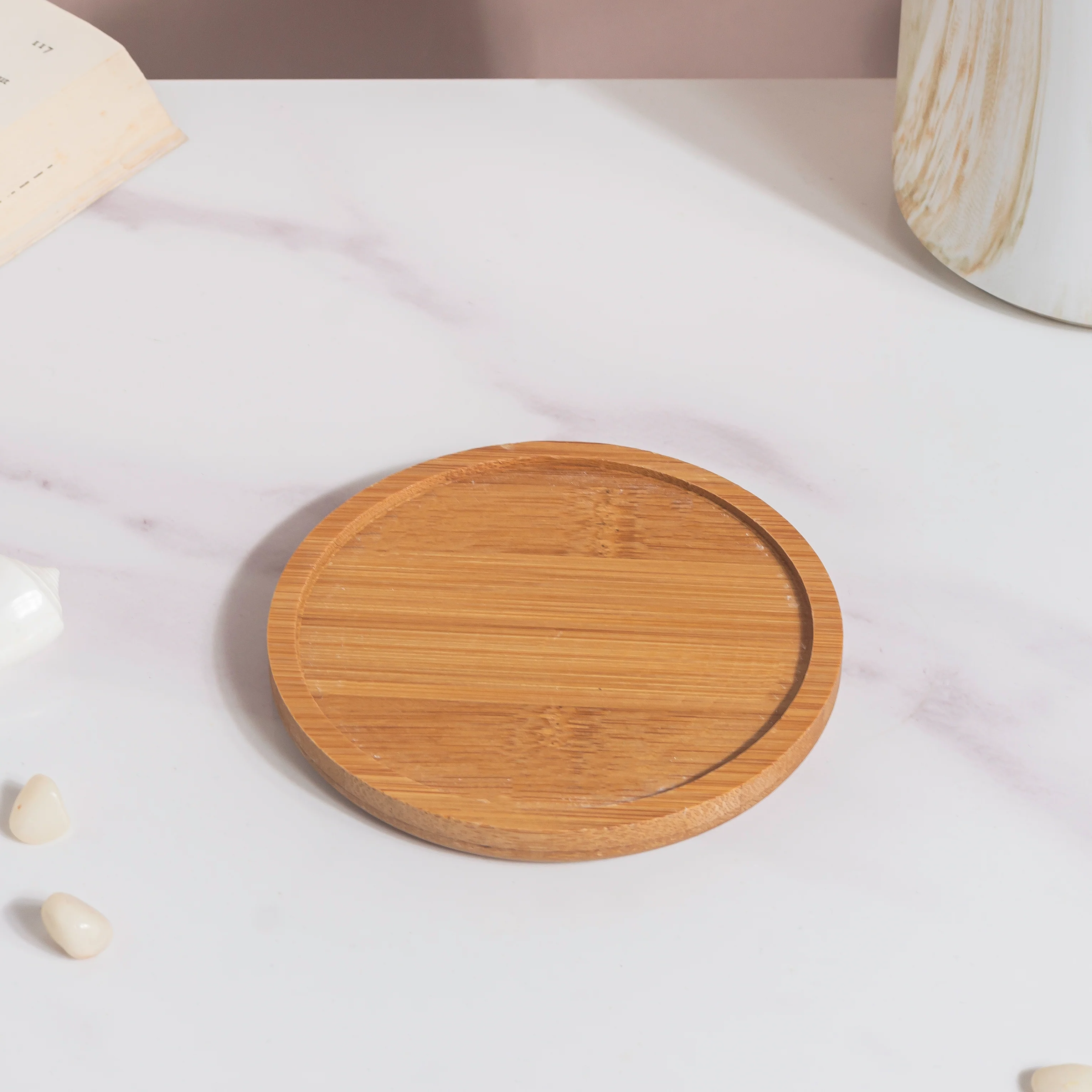 Carrara Brown Splash White Planter With Wooden Coaster - Image 9