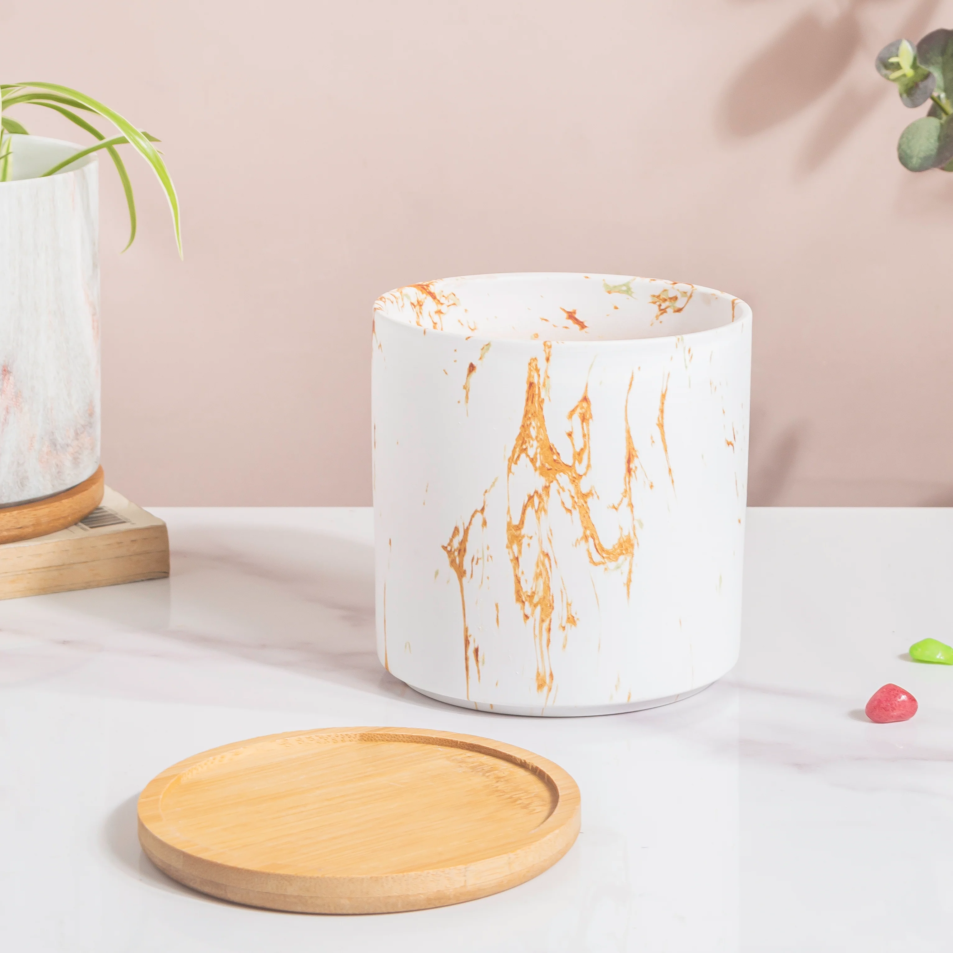 Carrara Brown Streak White Ceramic Planter With Wooden Coaster - Image 5