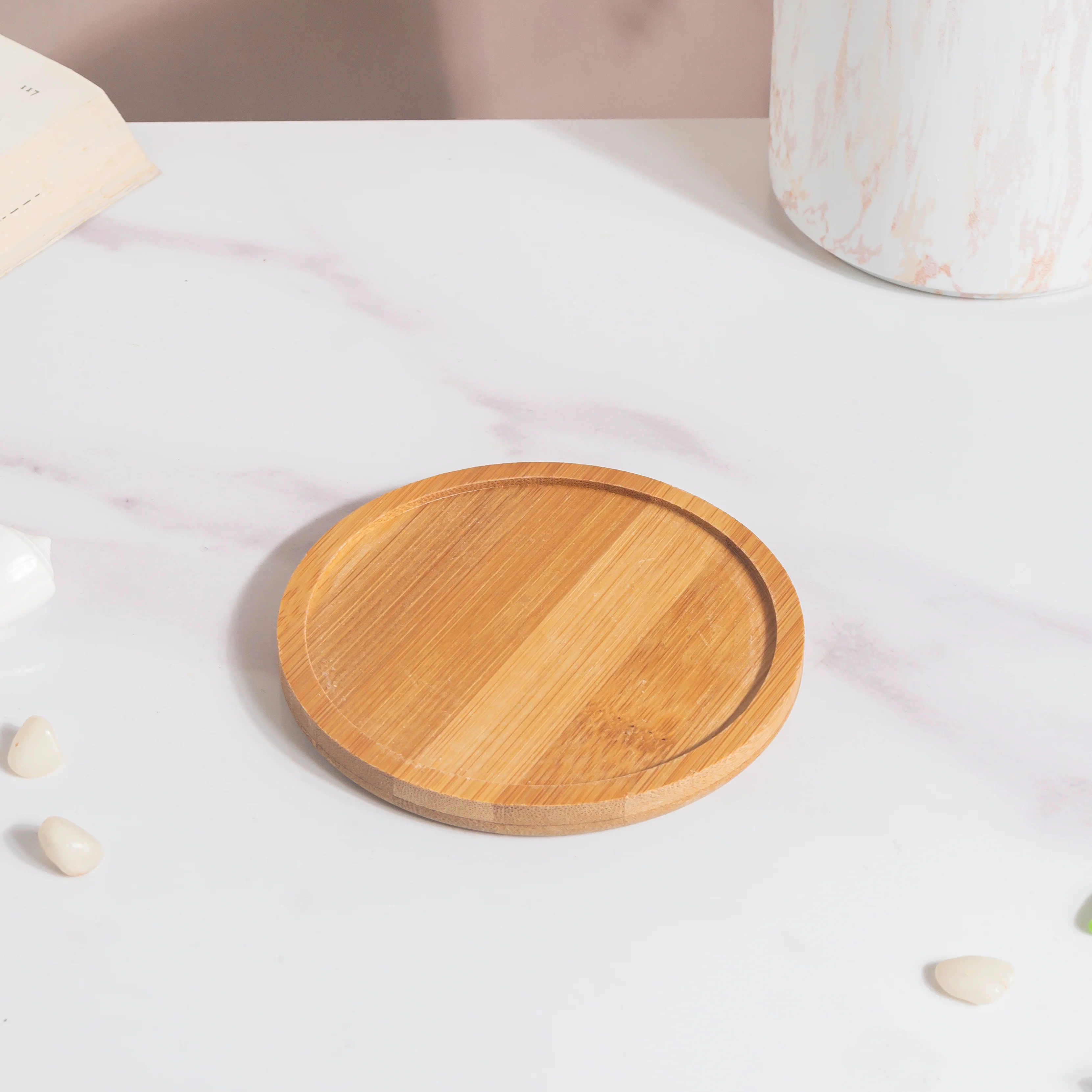 Carrara White And Brown Ceramic Planter With Wooden Coaster - Image 9