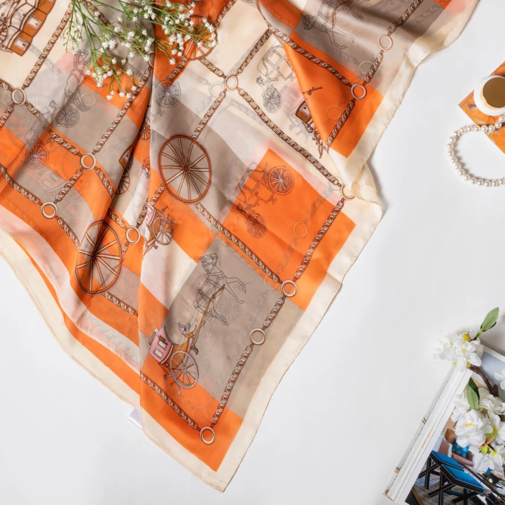 Carriage Luxury Scarf - Image 3