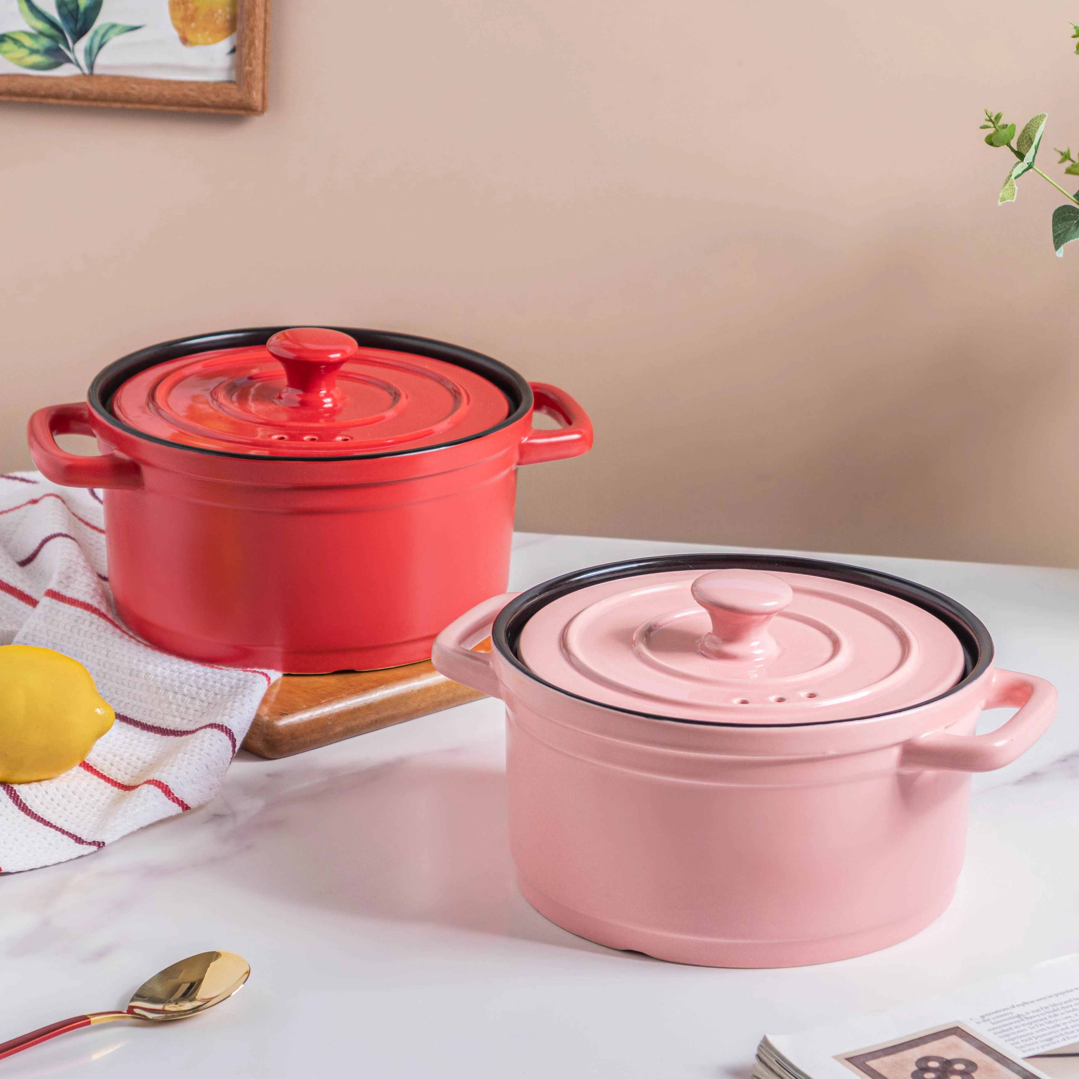 Ceramic Stock Pot With Lid Small - Image 2