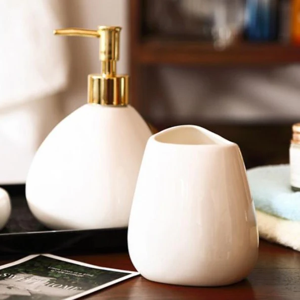 Ceramic Bathroom Set - Image 5