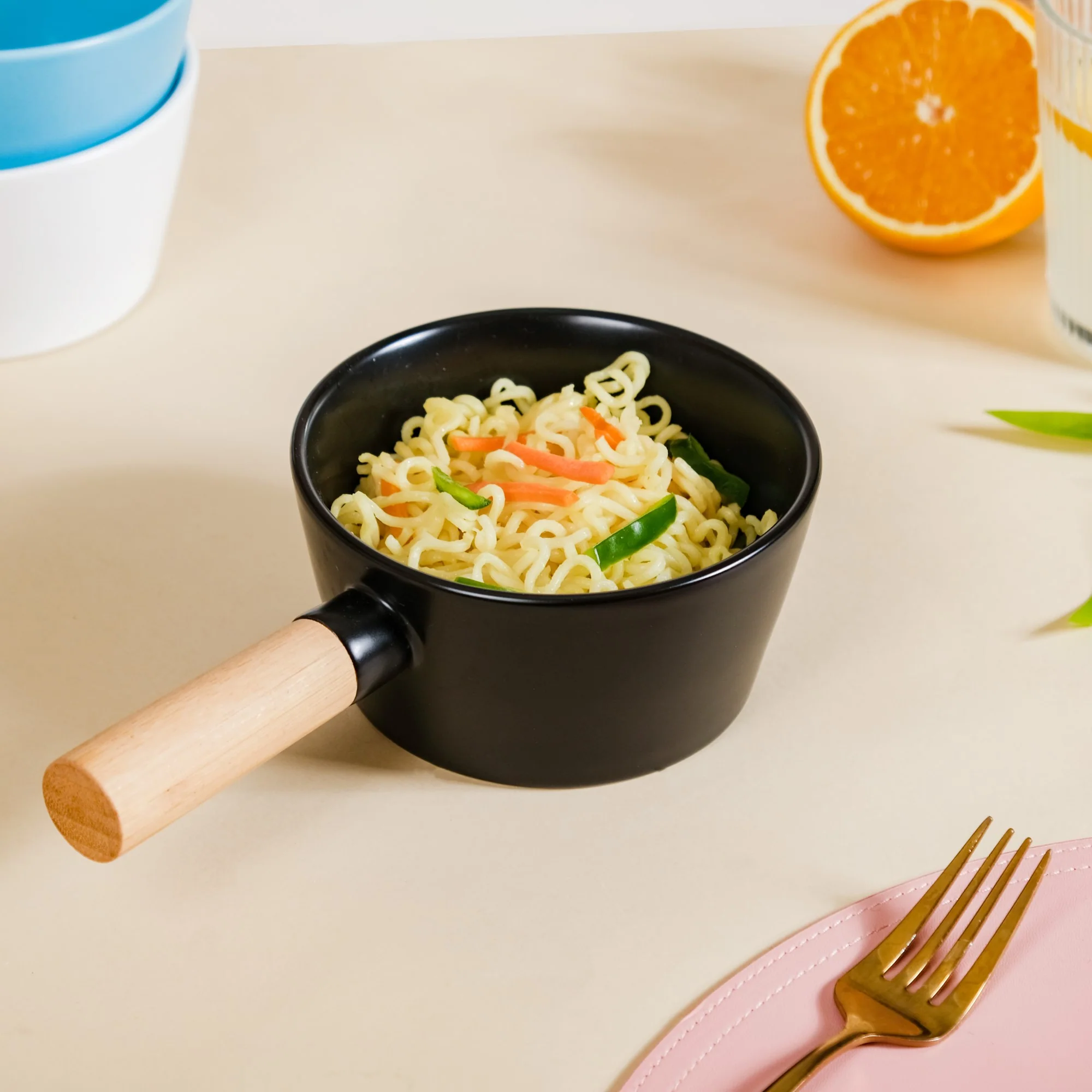 Ceramic Bowl With Handle Black 450 ml
