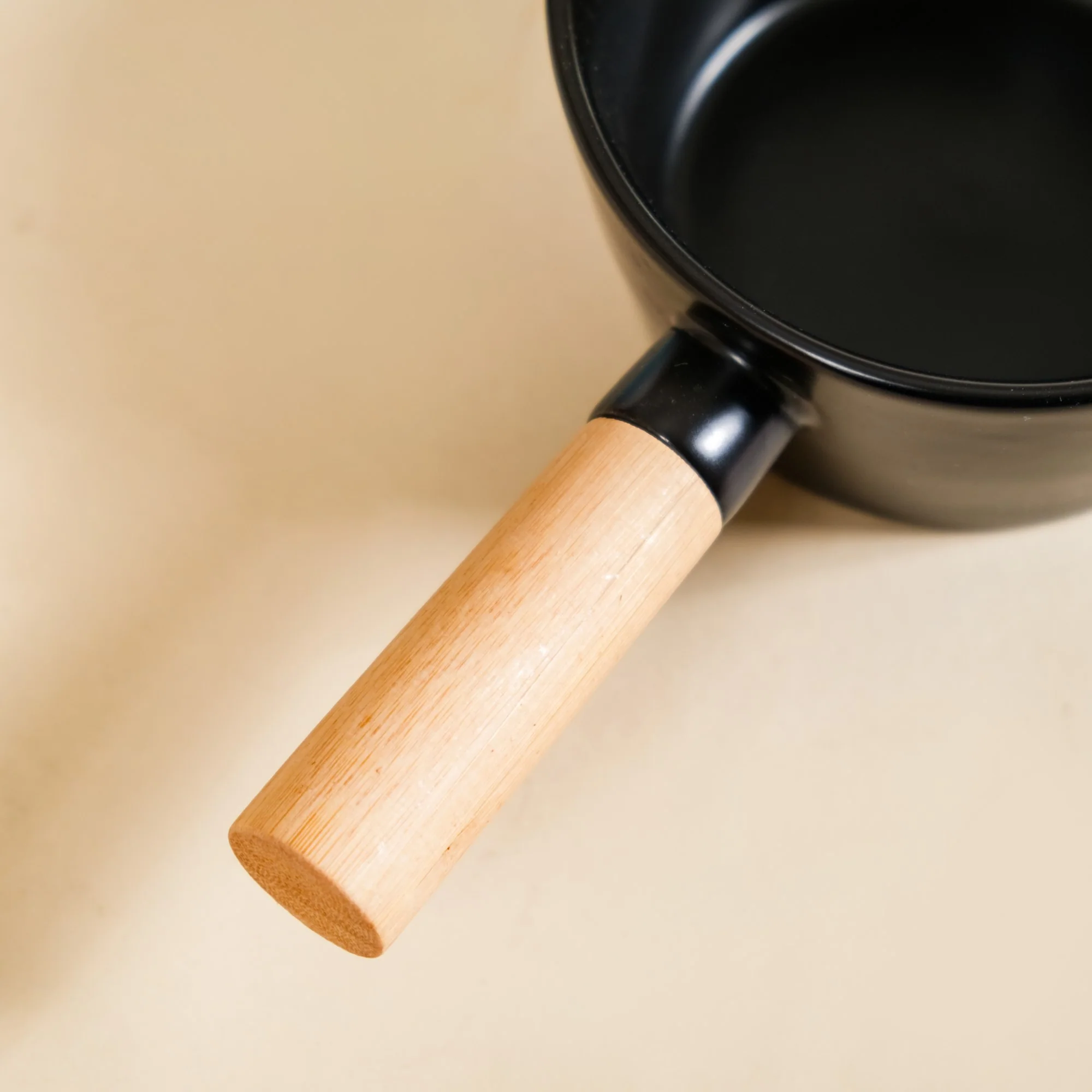 Ceramic Bowl With Handle Black 450 ml - Image 8