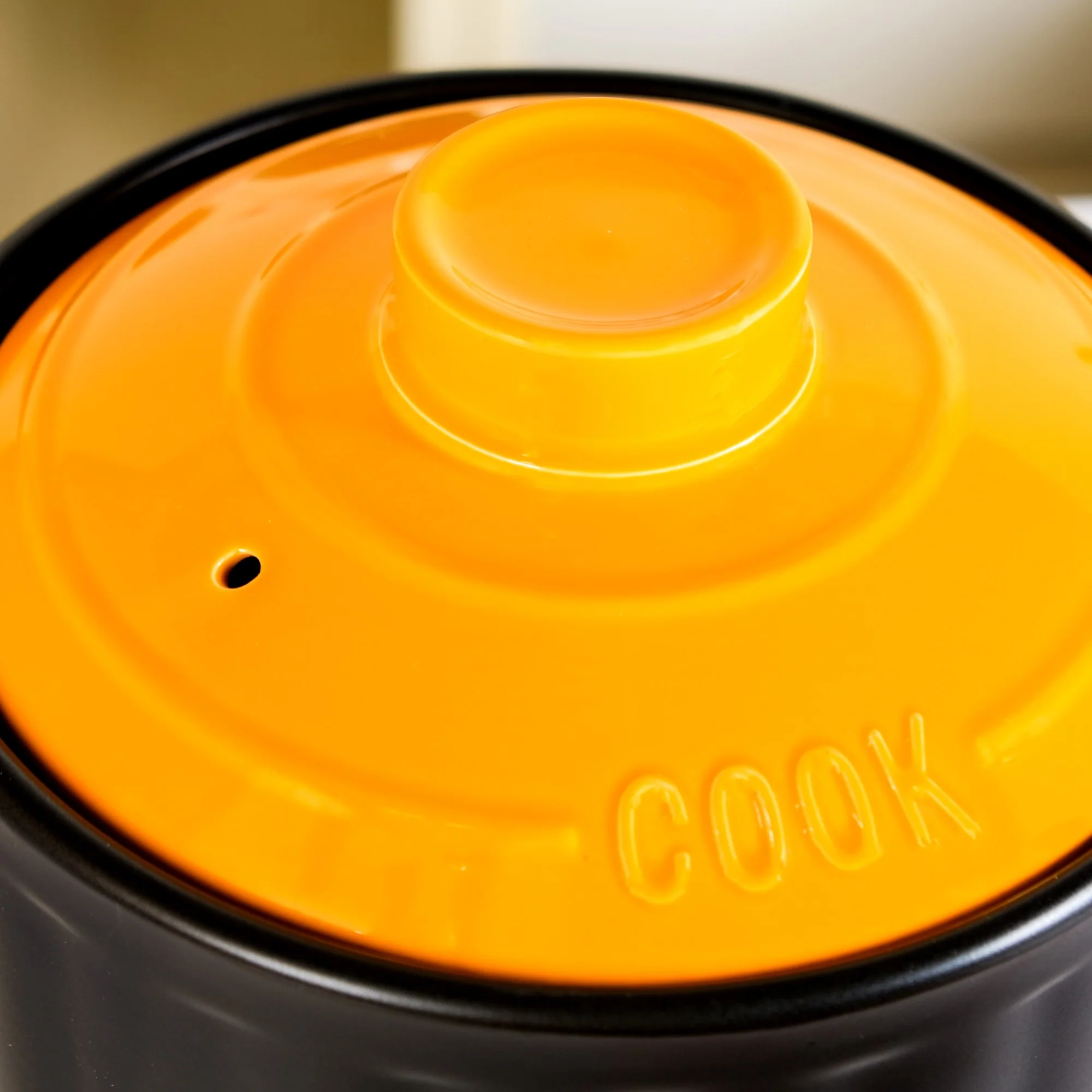 Ceramic Braising Cookpot With Orange Dome Lid 5500ml - Image 5