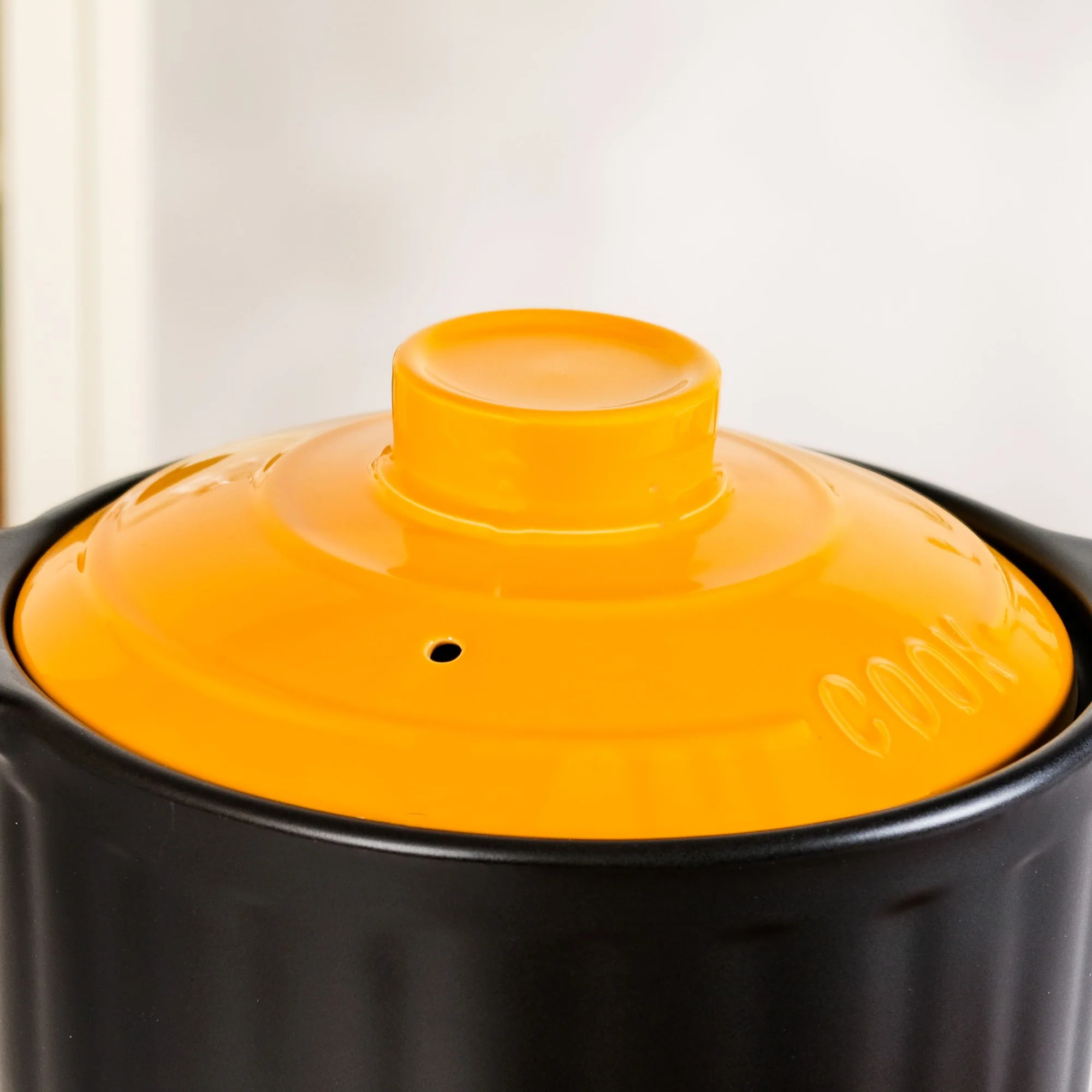 Ceramic Braising Cookpot With Orange Dome Lid 5500ml - Image 6