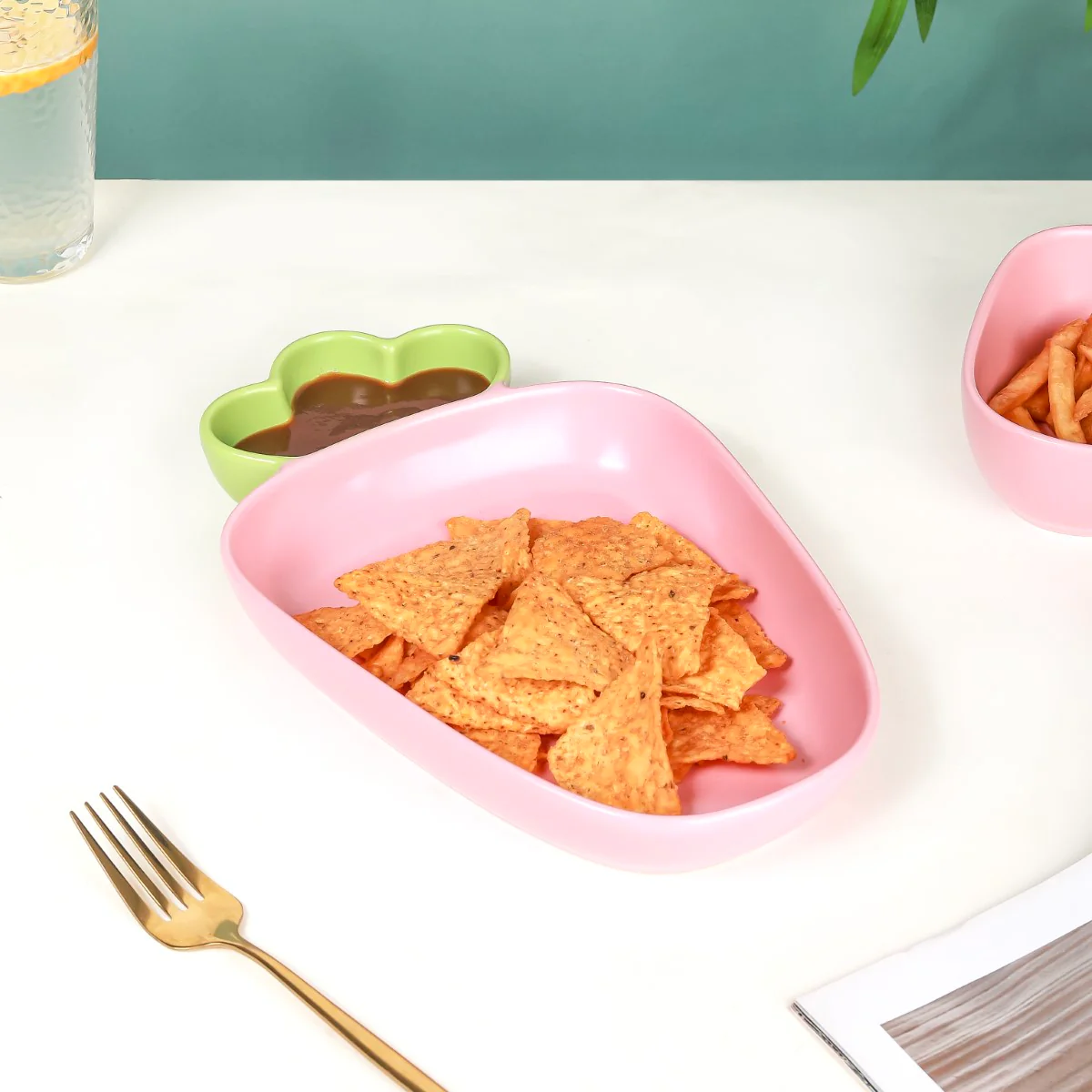 Ceramic Chip And Dip Platter Pink 550 ml - Image 2