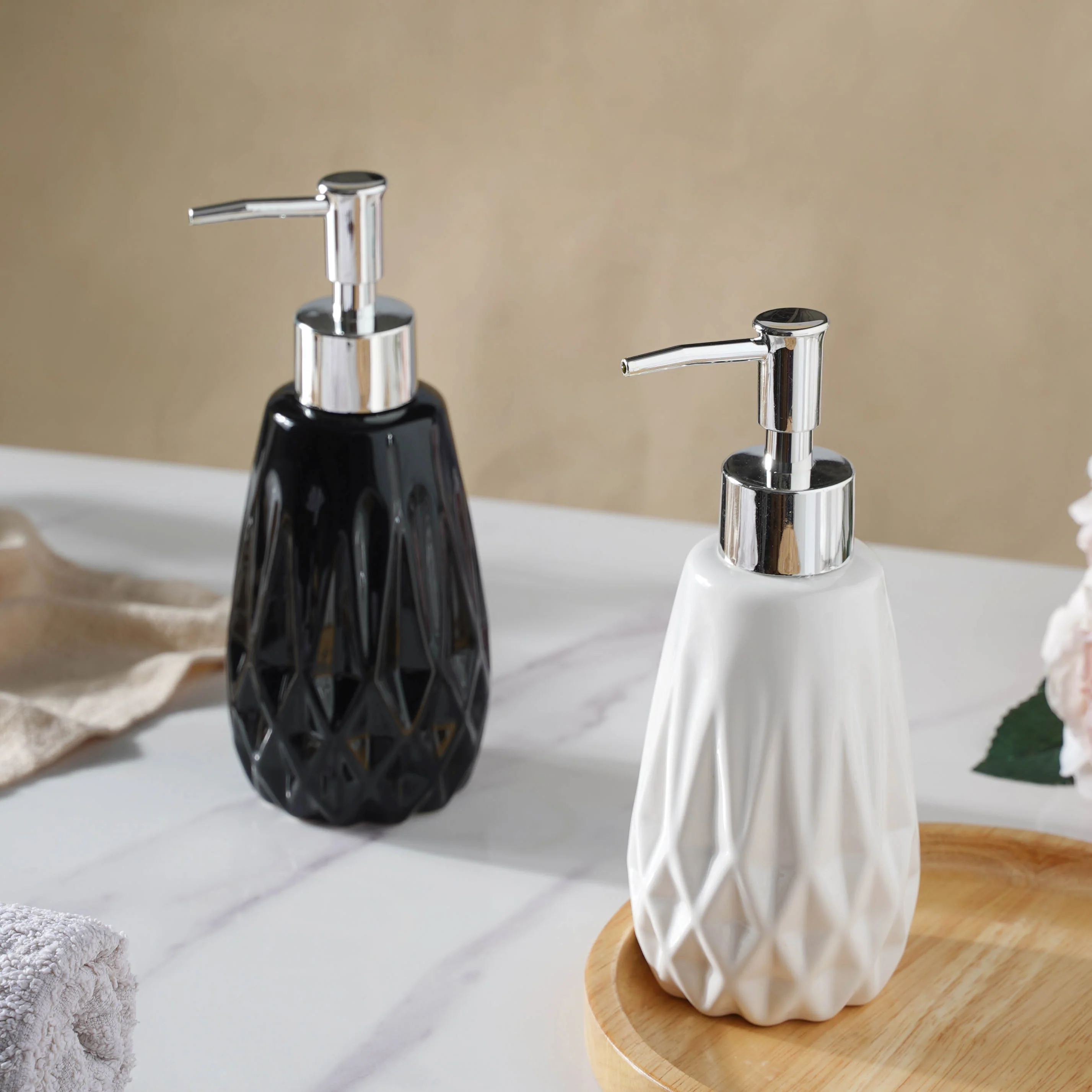 Ceramic Hand Soap Dispenser Bottle With a Pump - Image 4