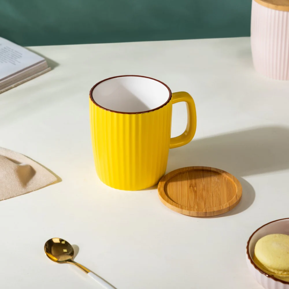 Ceramic Mug with Wooden Lid Yellow - Image 3