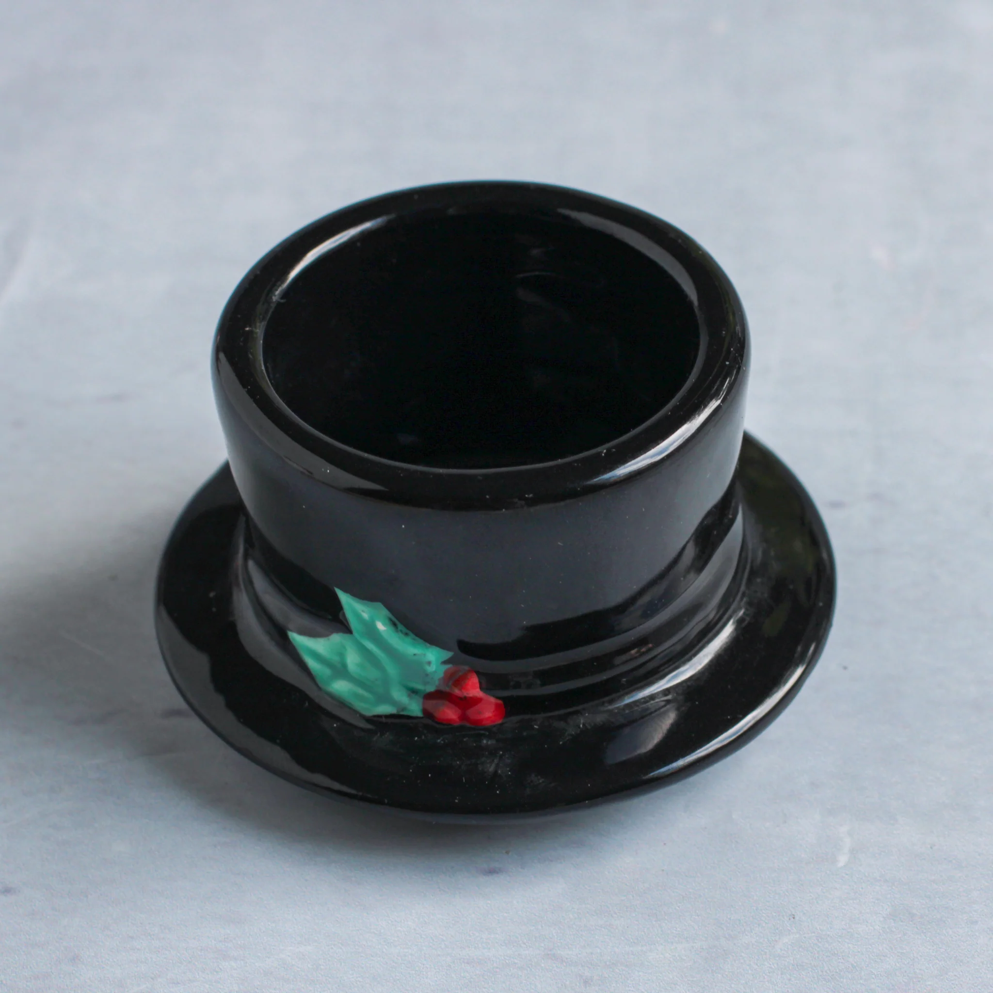 Ceramic Salt And Pepper Shaker - Image 13