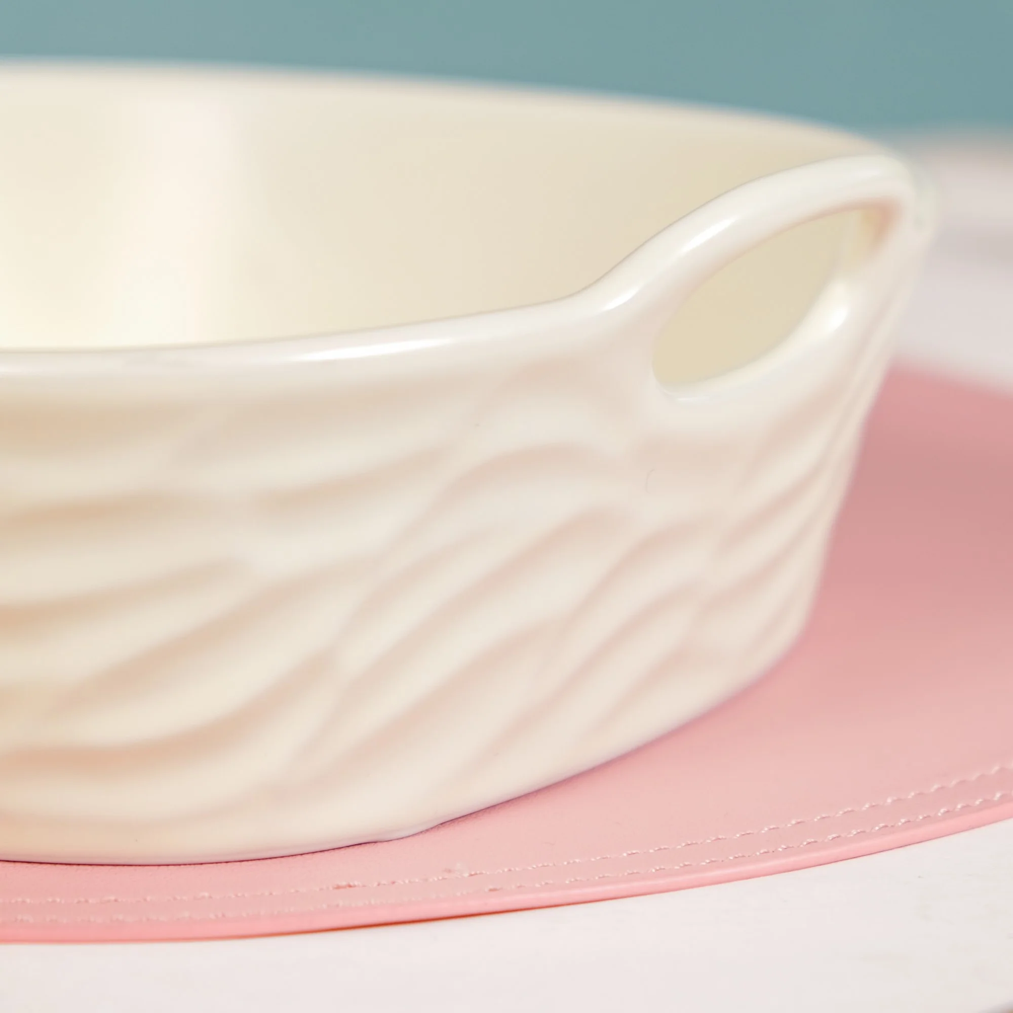 Ceramic Serving Bowl With Double Handle White 800 ml - Image 10