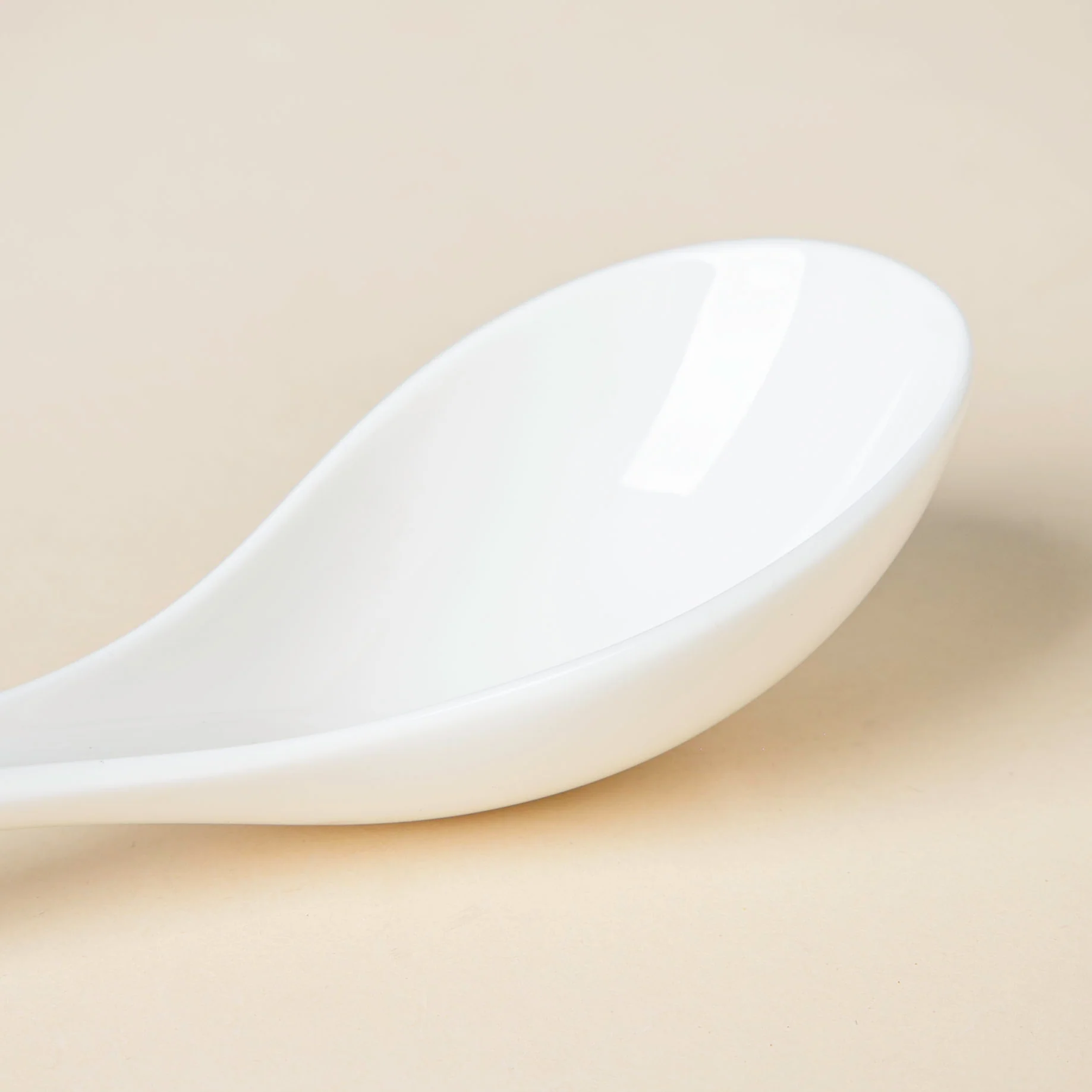 Ceramic Serving Spoon White And Yellow - Image 4