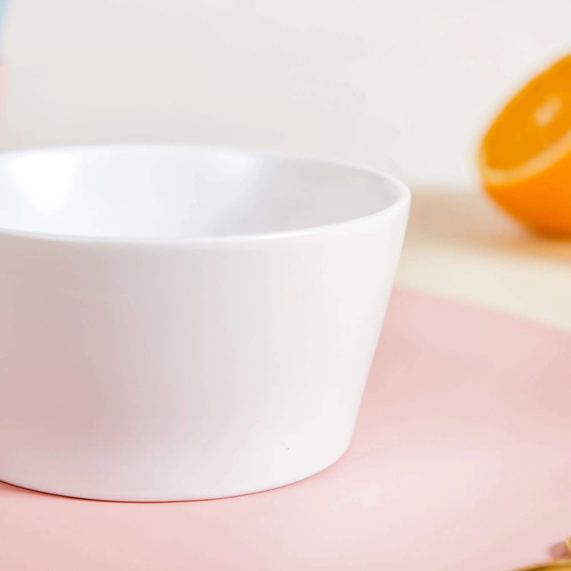 Ceramic Snack Bowl With Handle White 450 ml - Image 10
