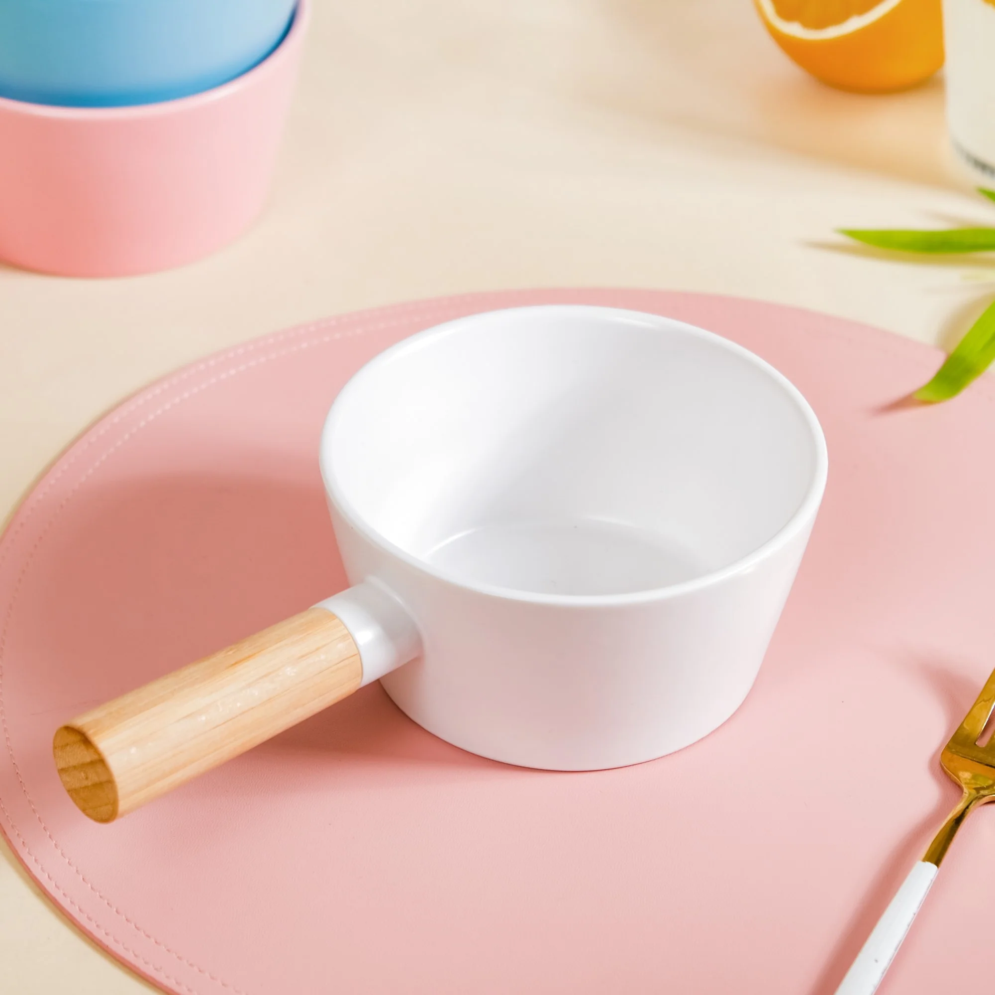 Ceramic Snack Bowl With Handle White 450 ml - Image 11