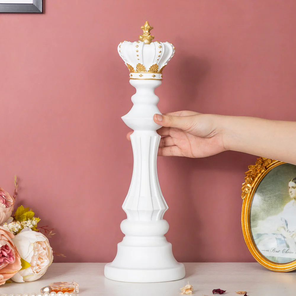 Chess King Showpiece White 15 Inch - Image 2