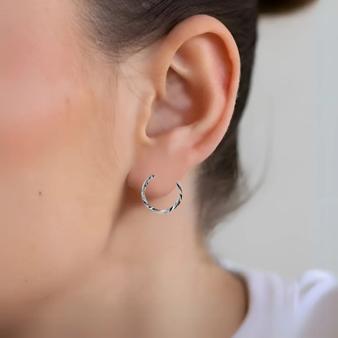 Chic Geometry Silver Hoop Earrings - Image 5