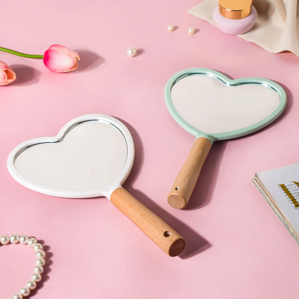 Chic Heart Hand Mirror Green - Image 8