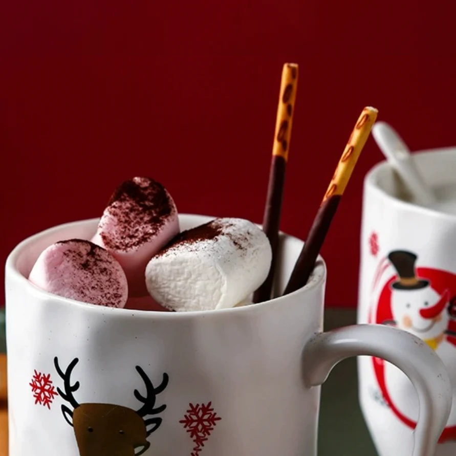 Christmas Cup With Wooden Lid - Image 6