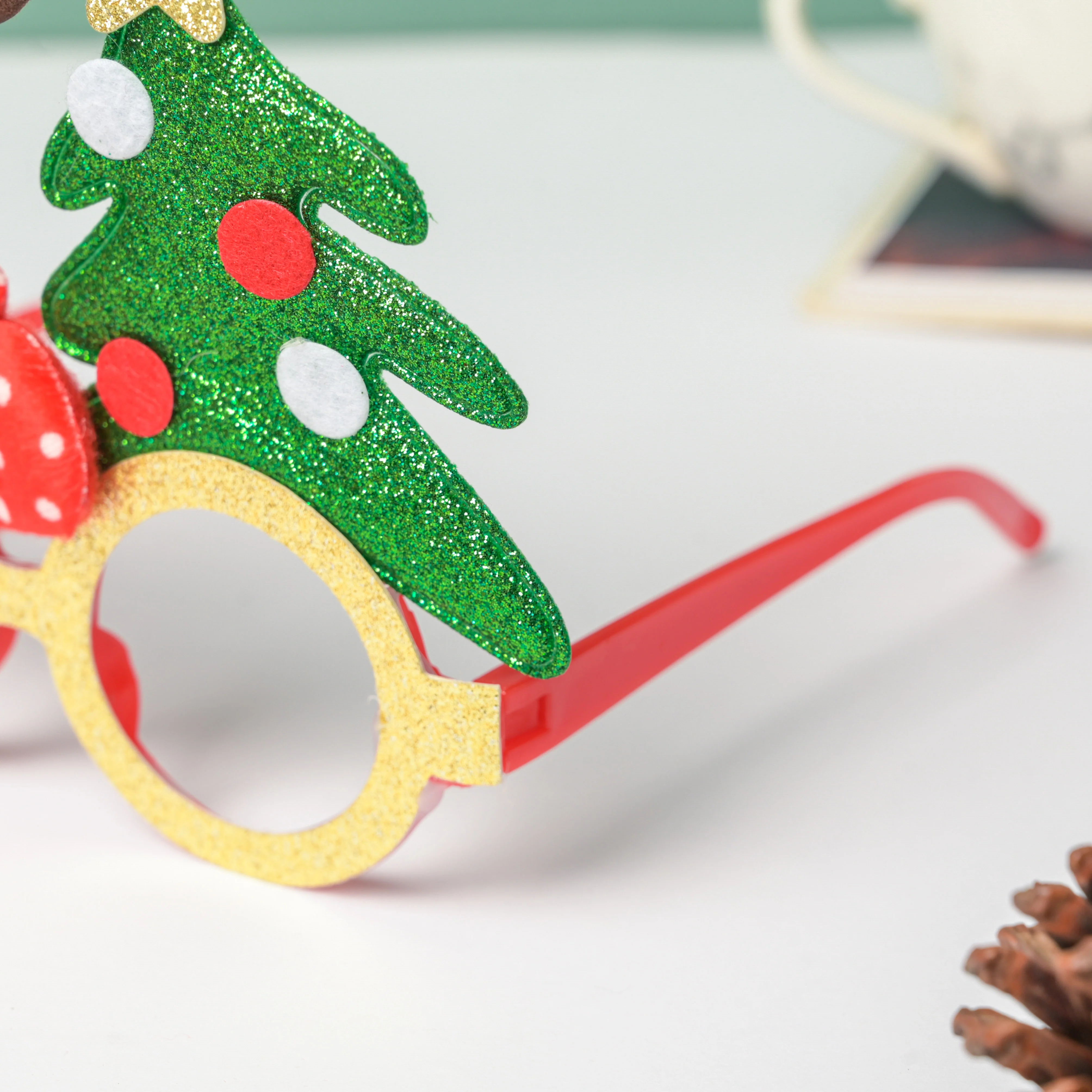 Christmas Tree And Moose Party Eye Frame - Image 6