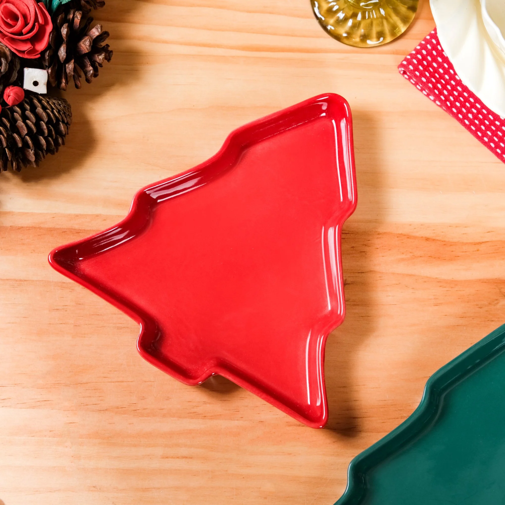 Christmas Tree Snack Plates Set Of 3 - Image 8